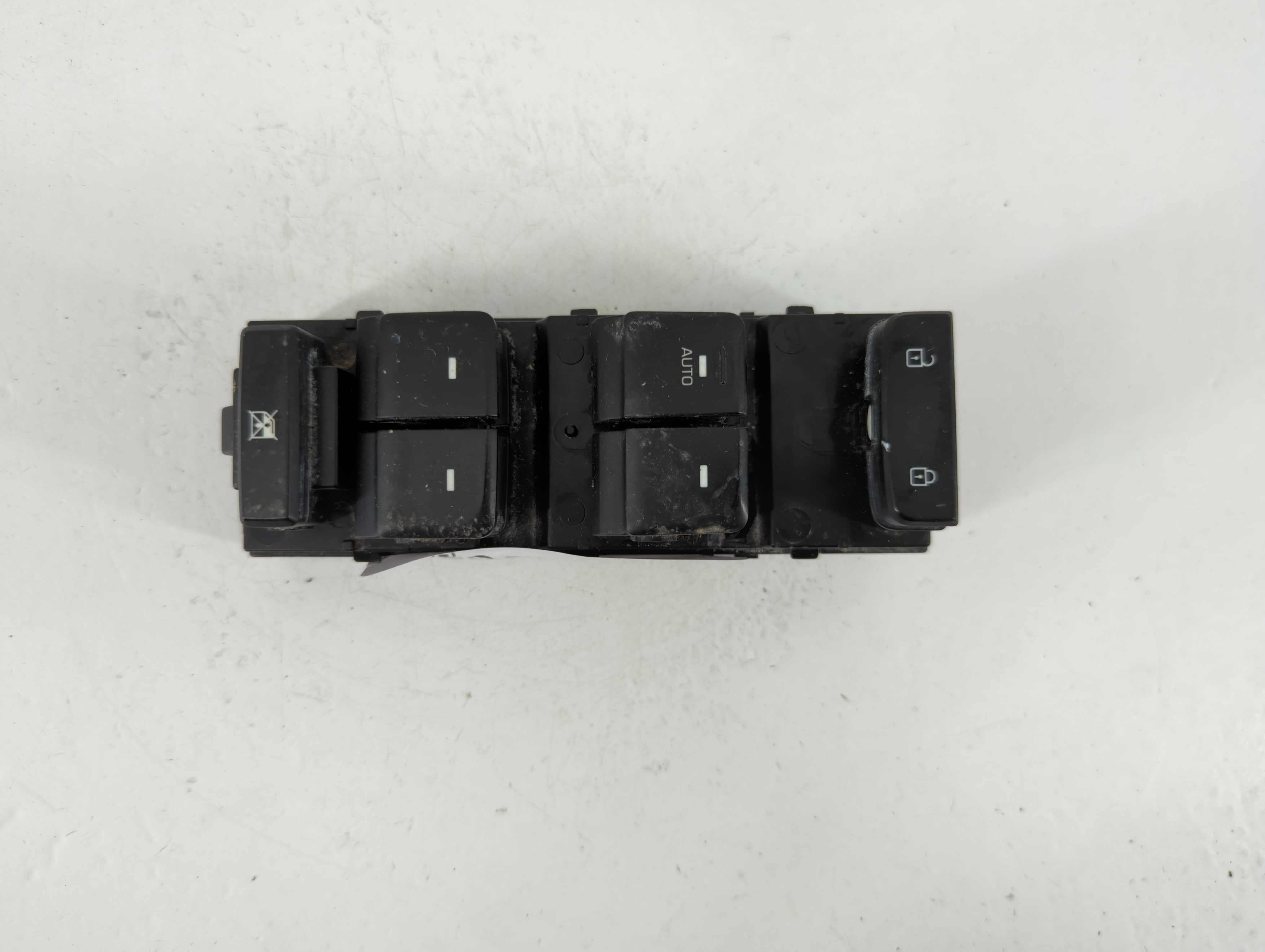 2015-2019 Hyundai Sonata Driver Left Door Master Power Window Switch 1149365 - Oemusedautoparts1.com