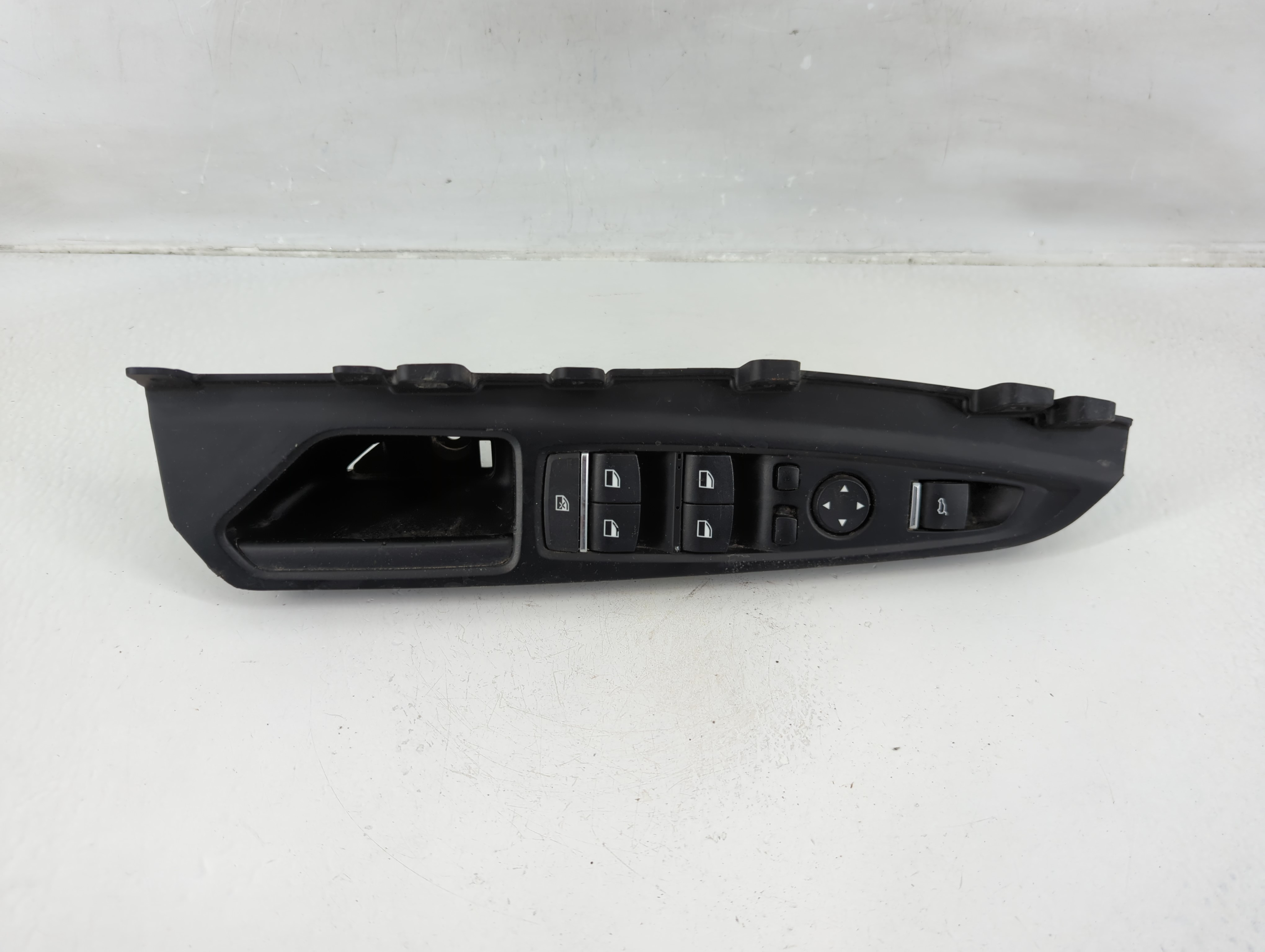 2014-2018 Bmw X5 Driver Left Door Master Power Window Switch 9297349-01 1149367 - Oemusedautoparts1.com