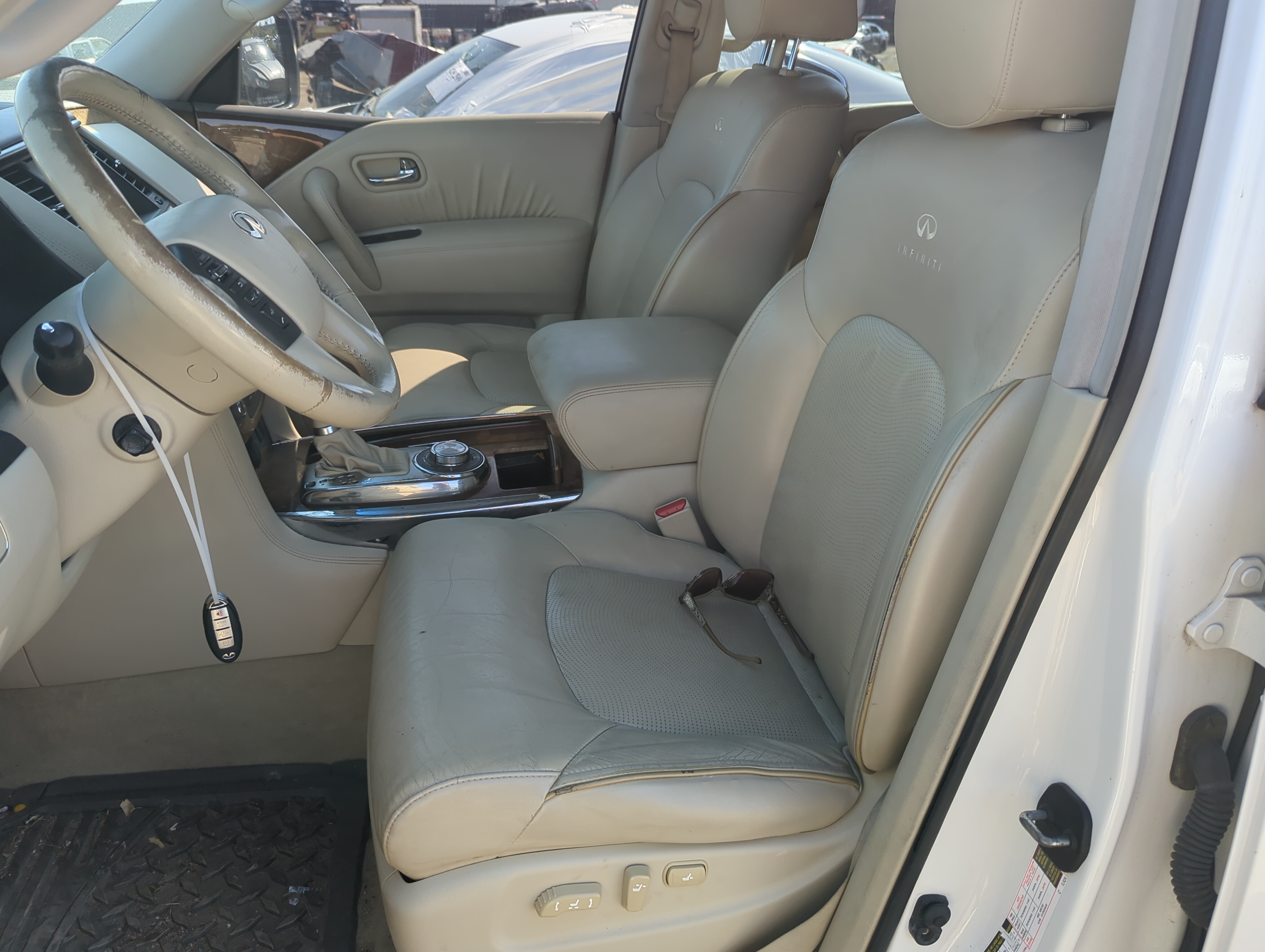 2011-2012 Infiniti Qx56 Driver Front Seat Oem 1149491 - Oemusedautoparts1.com
