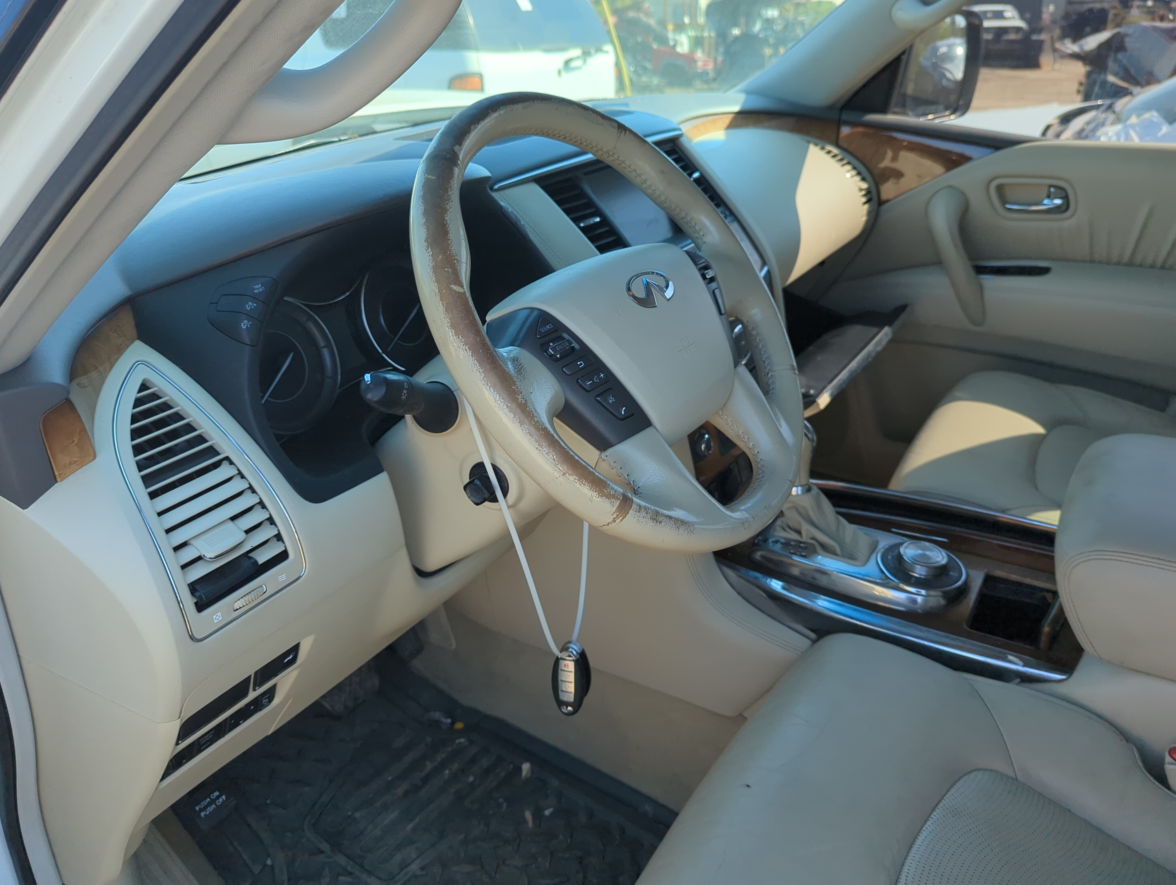 2011-2012 Infiniti Qx56 Air Bag Driver Left Steering Wheel Mounted 1149534 - Oemusedautoparts1.com