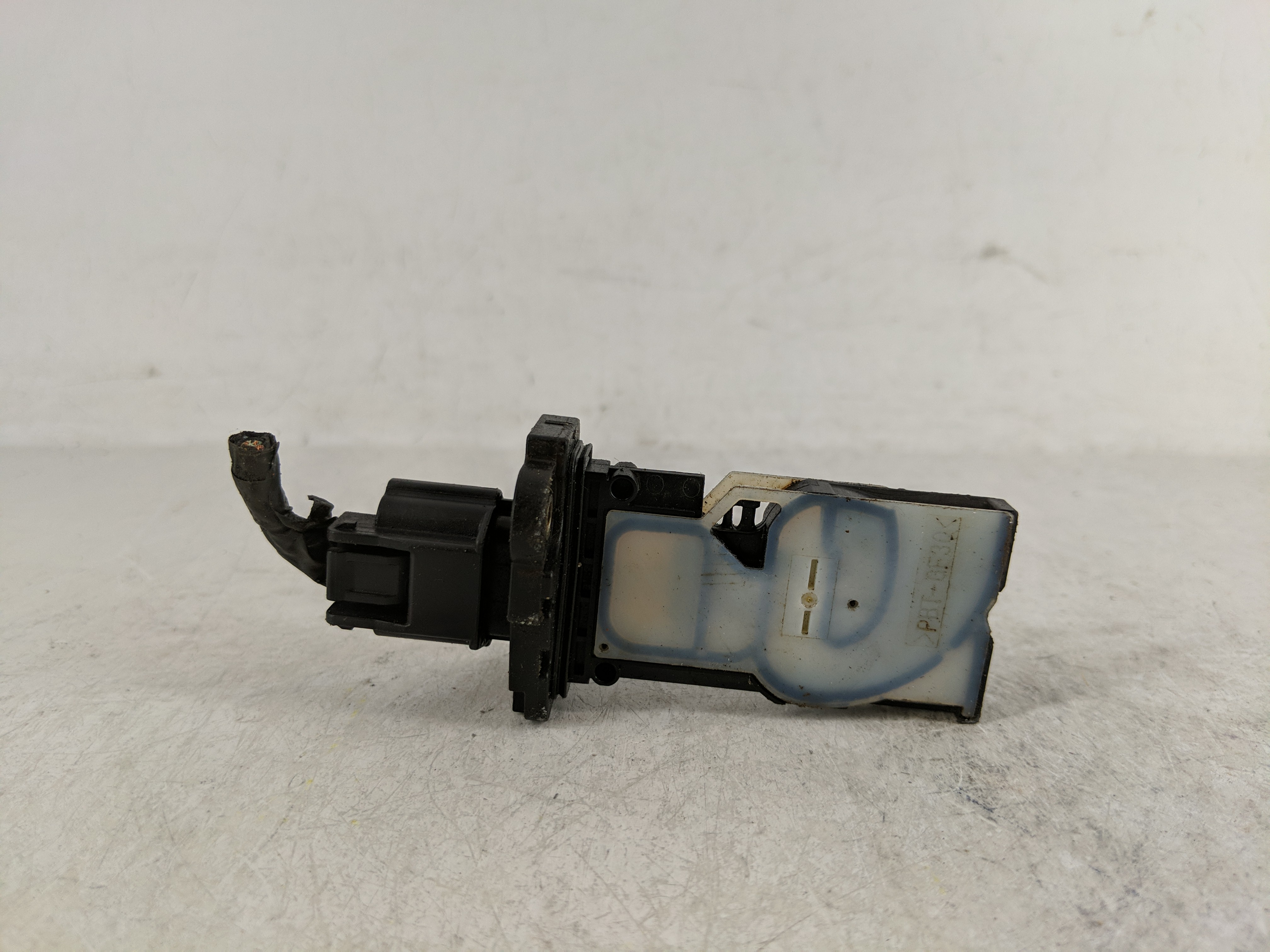 2015-2017 Chrysler 200 Mass Air Flow Meter Maf 1150003 - Oemusedautoparts1.com