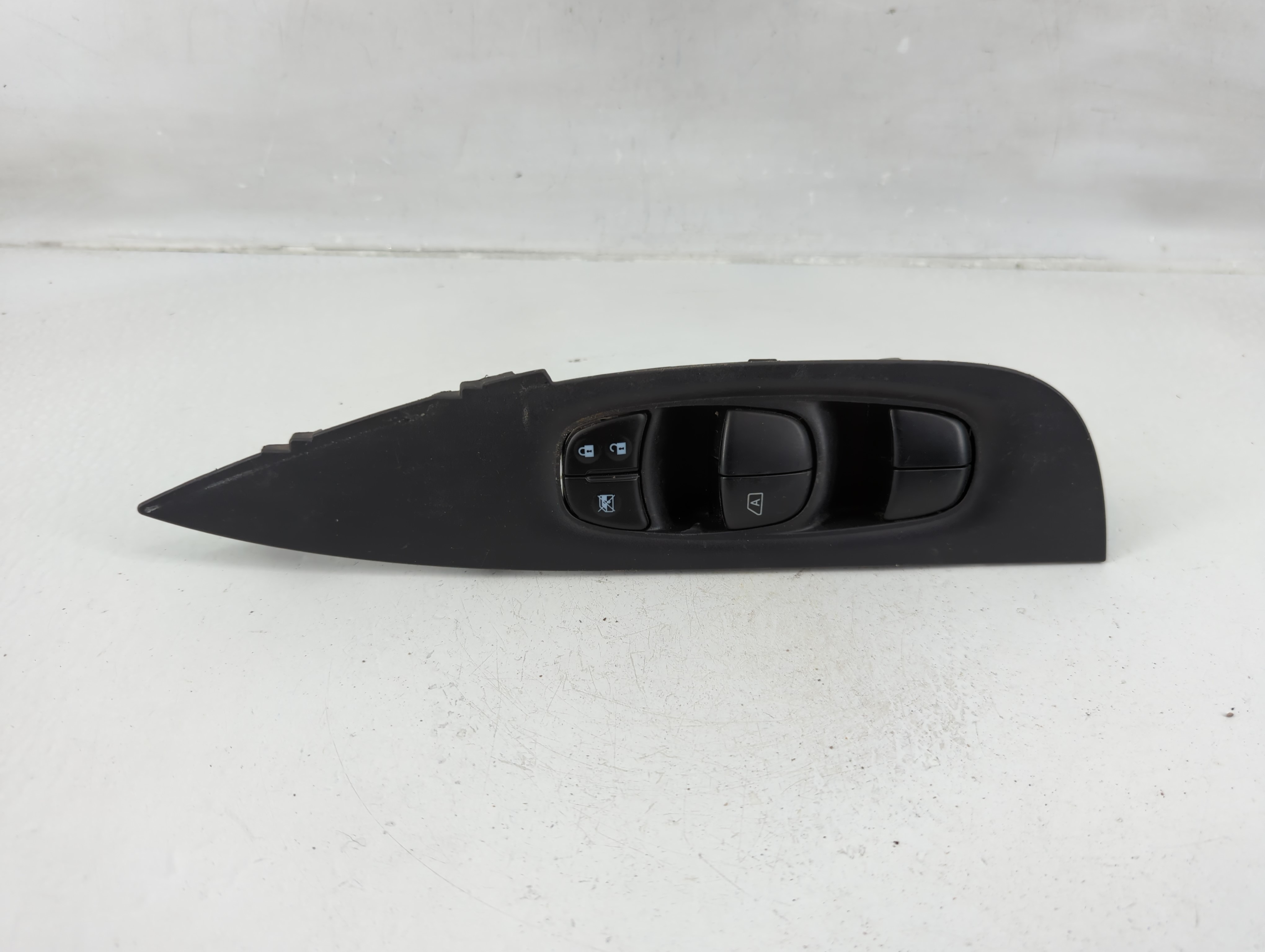 2011-2015 Nissan Rogue Driver Left Door Master Power Window Switch 1150025 - Oemusedautoparts1.com