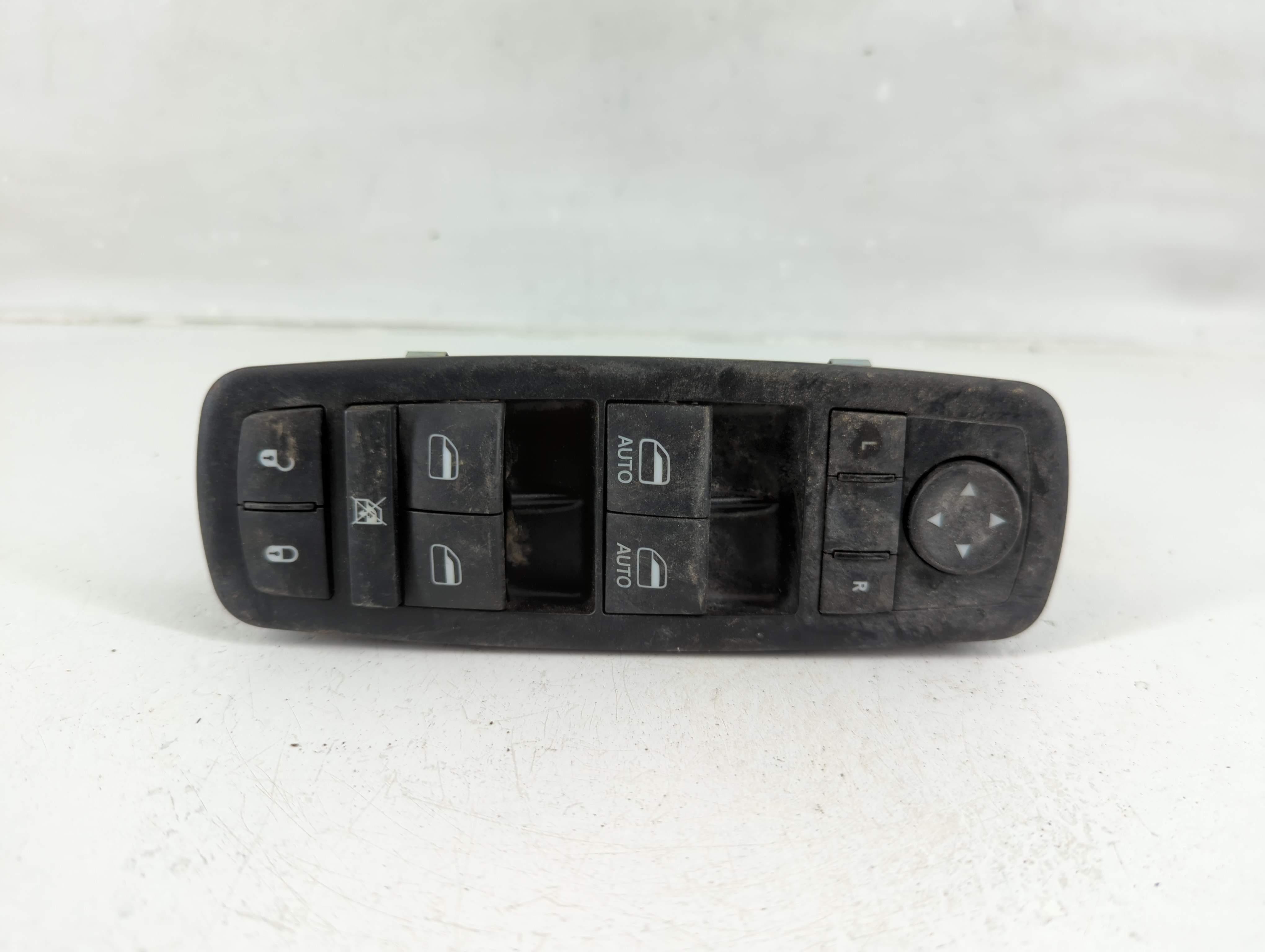2014 Jeep Grand Cherokee Driver Left Door Master Power Window Switch 1150030 - Oemusedautoparts1.com