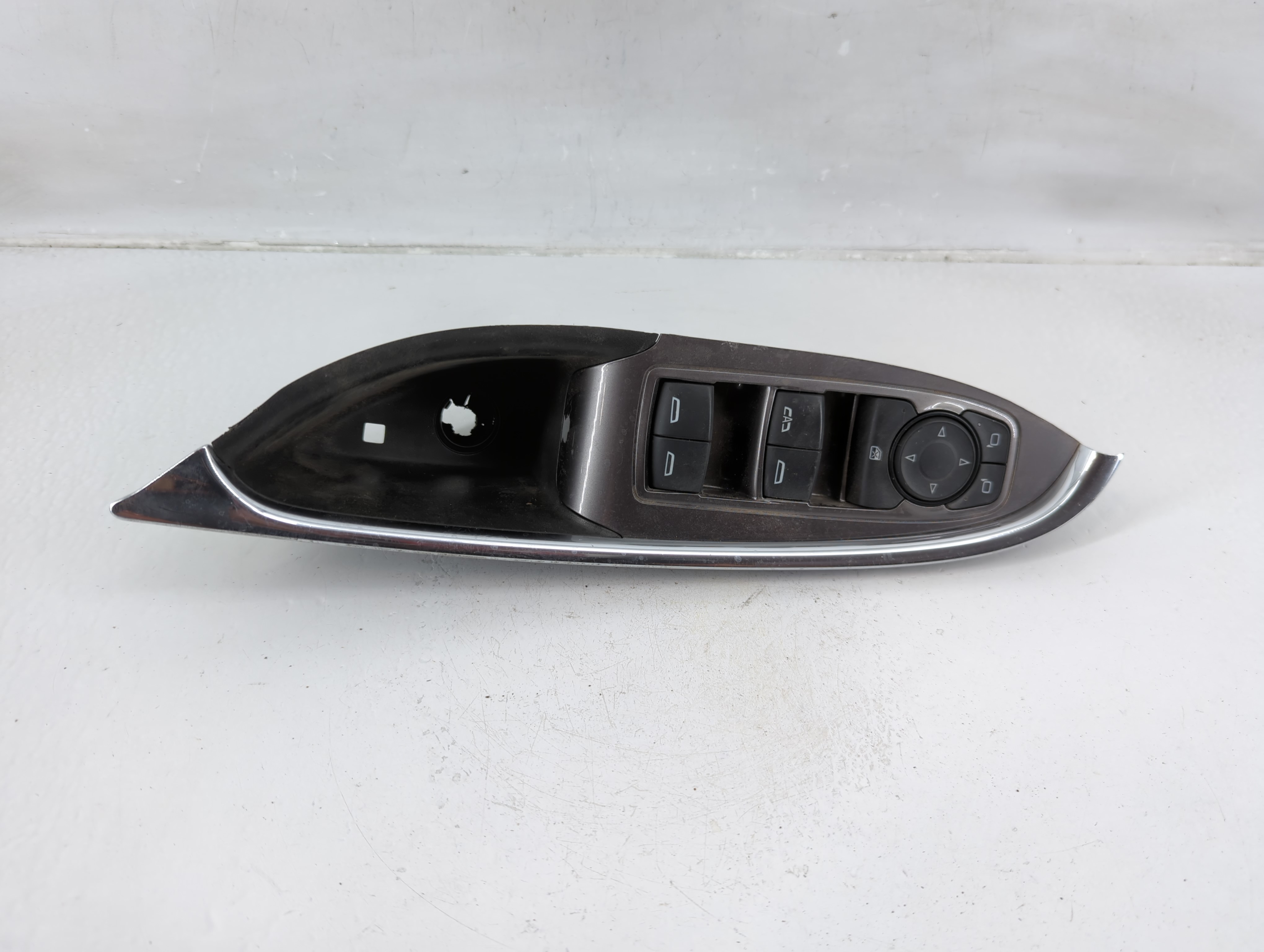 2016-2021 Chevrolet Malibu Driver Left Door Master Power Window Switch 1150031 - Oemusedautoparts1.com