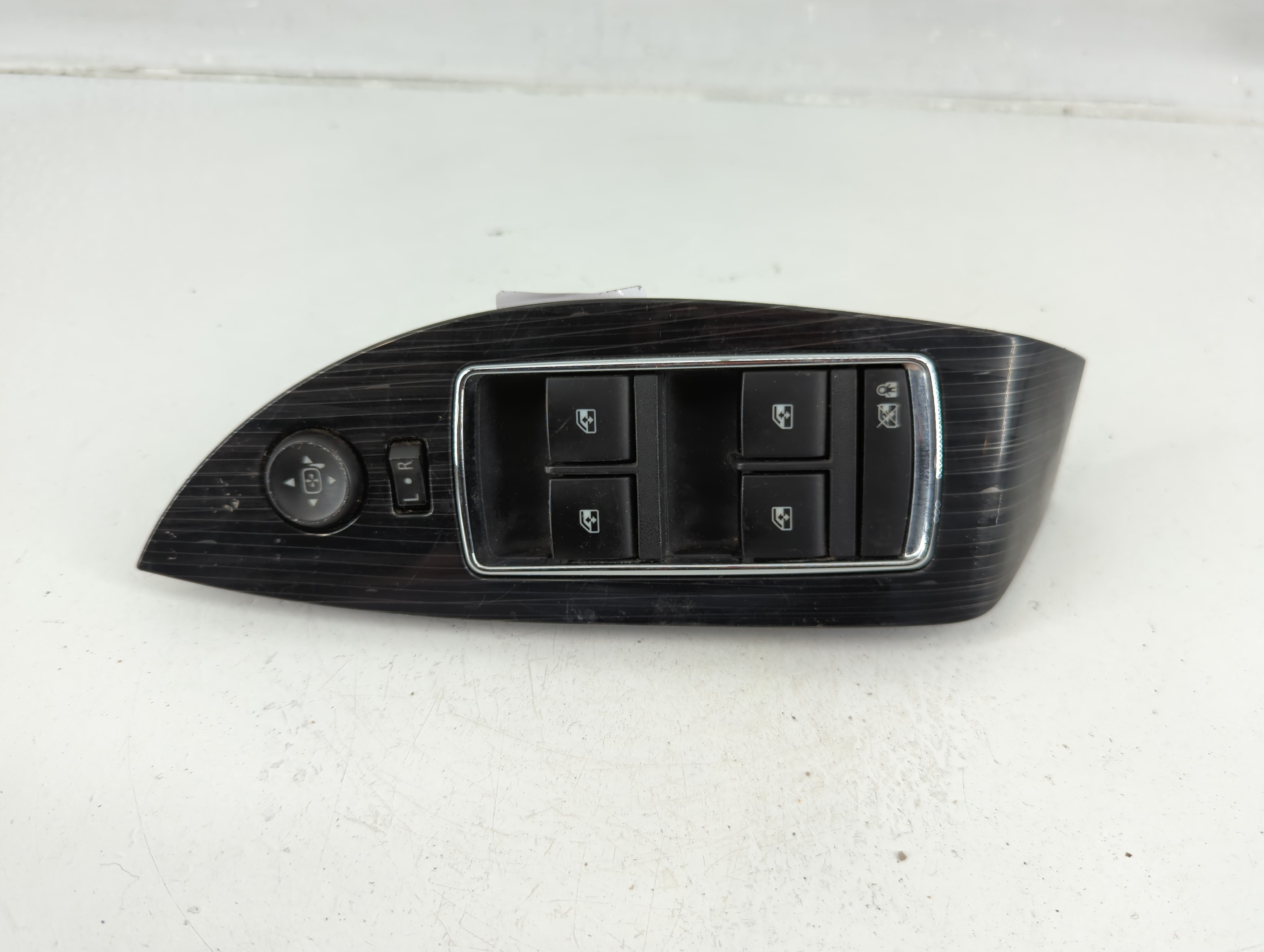 Picture of 2014-2020 Chevrolet Impala Driver Left Door Master Power Window Switch 1150039