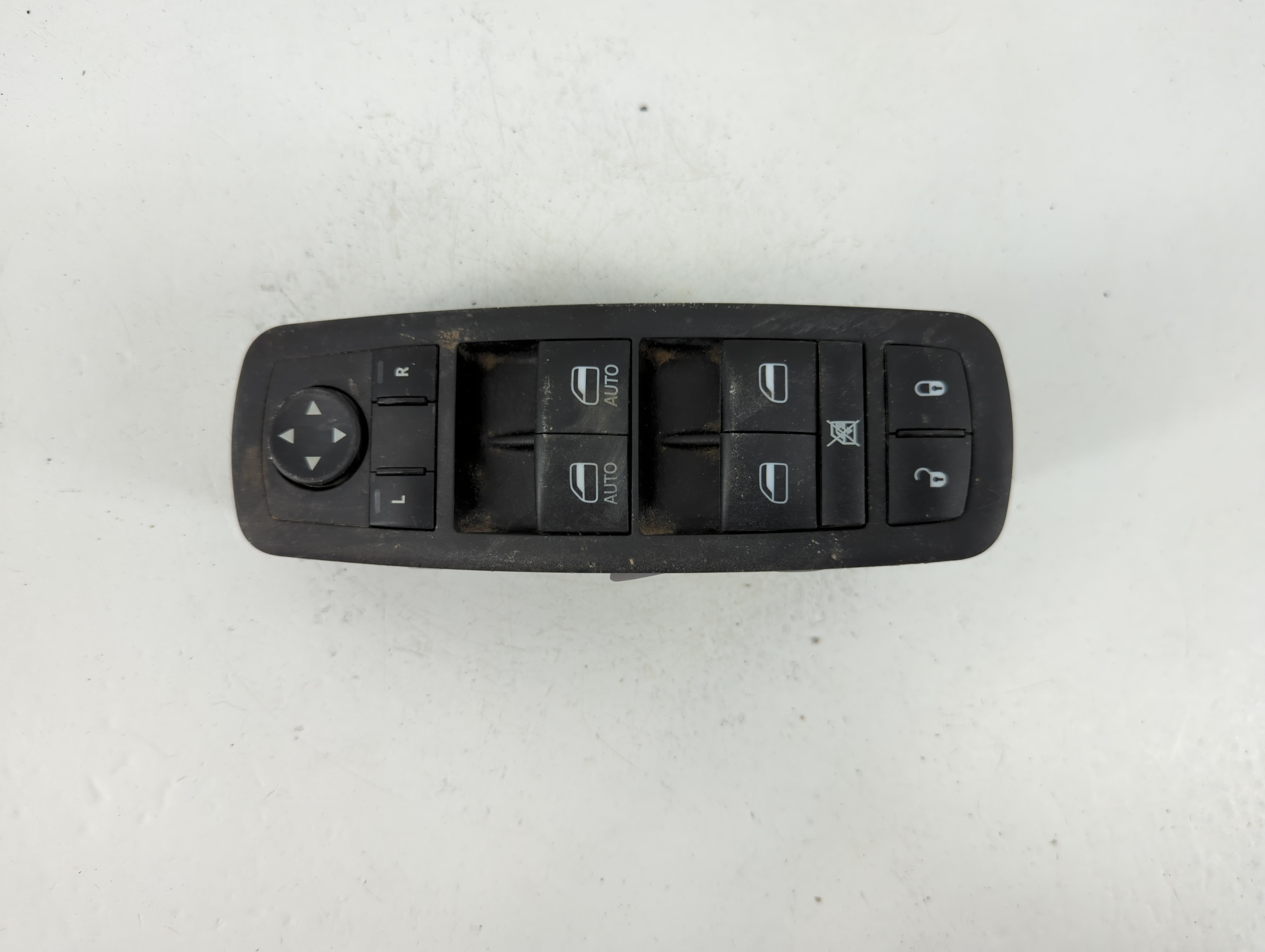 Dodge Ram 1500 Driver Left Door Master Power Window Switch P56046823ae 1150042 - Oemusedautoparts1.com