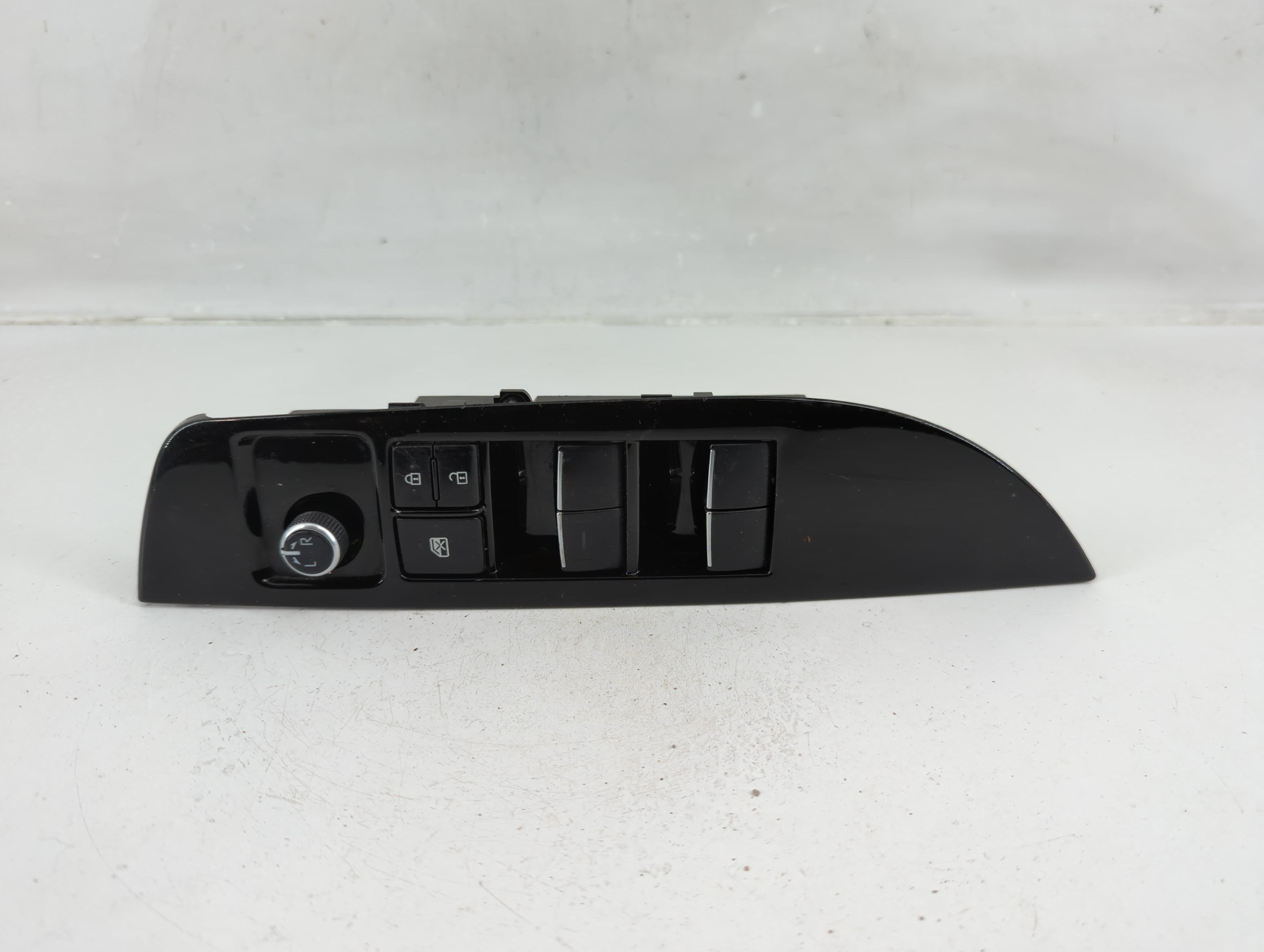 Toyota Corolla Driver Left Door Master Power Window Switch 84040-0r050 1150043 - Oemusedautoparts1.com
