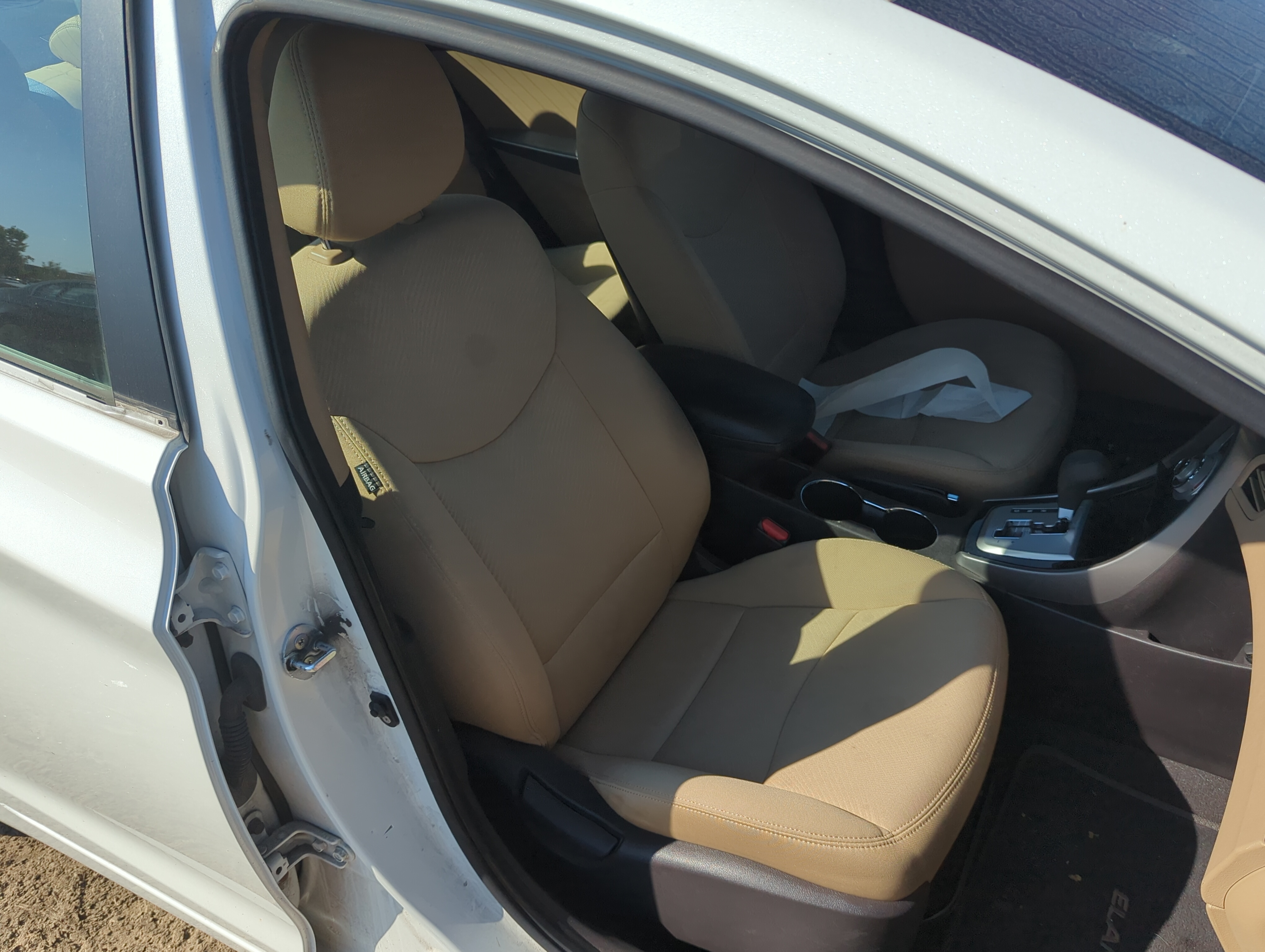 Picture of 2011-2016 Hyundai Elantra Passenger Front Seat Oem 1150164