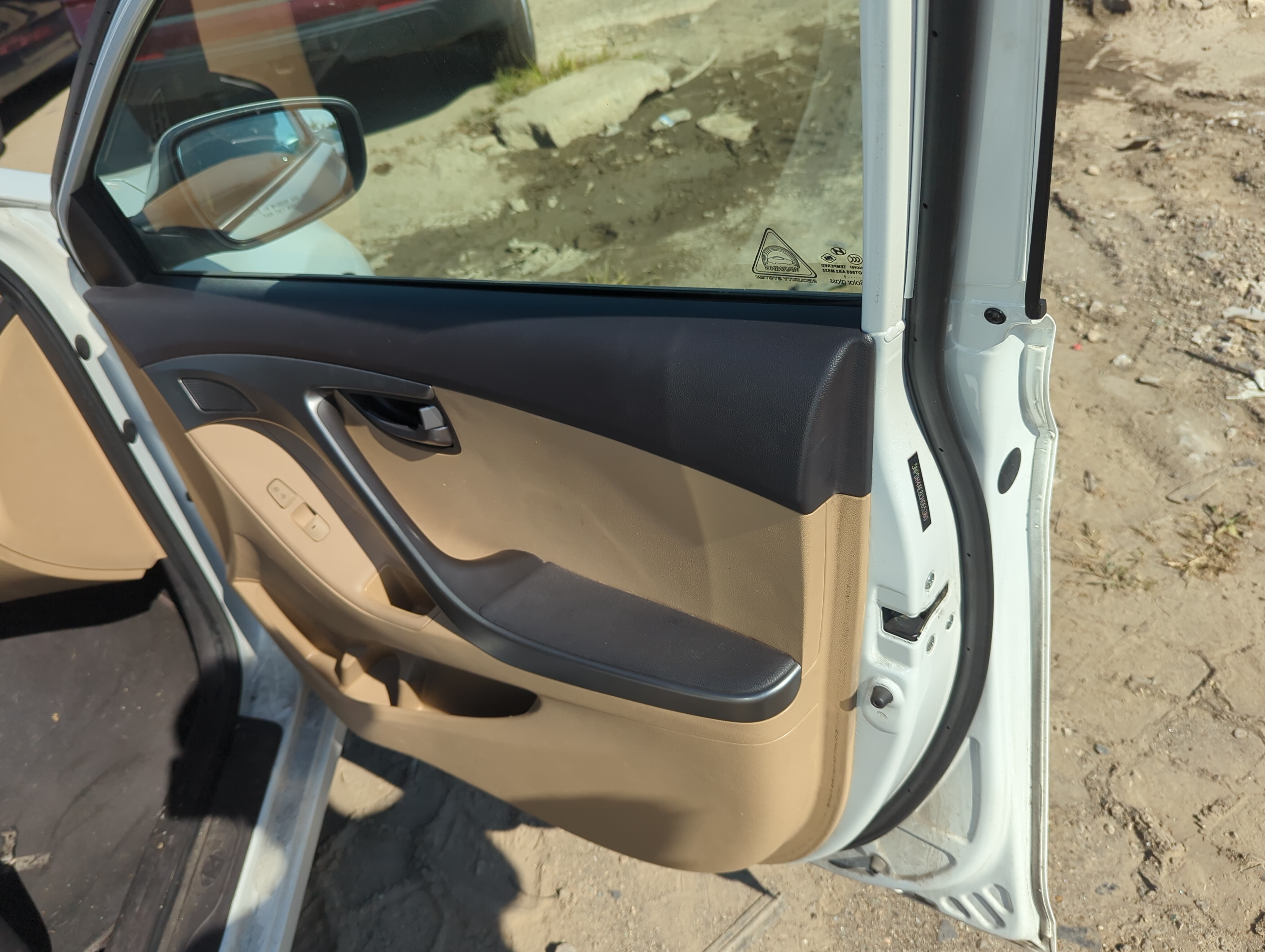 2012 Hyundai Elantra Front Right Passenger Interior Door Panel Trim 1150209 - Oemusedautoparts1.com