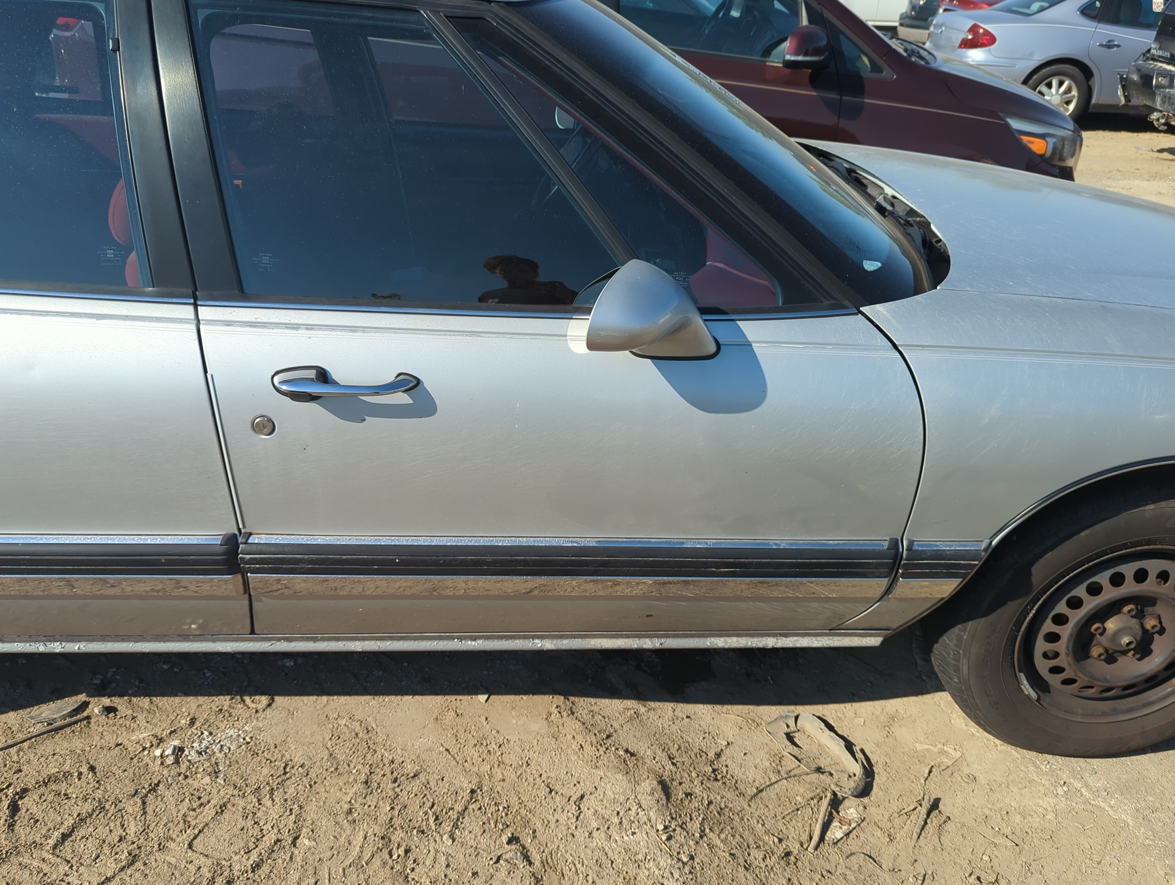 1992-1996 Buick Lesabre Passenger Front Door Oem 1150284 - Oemusedautoparts1.com