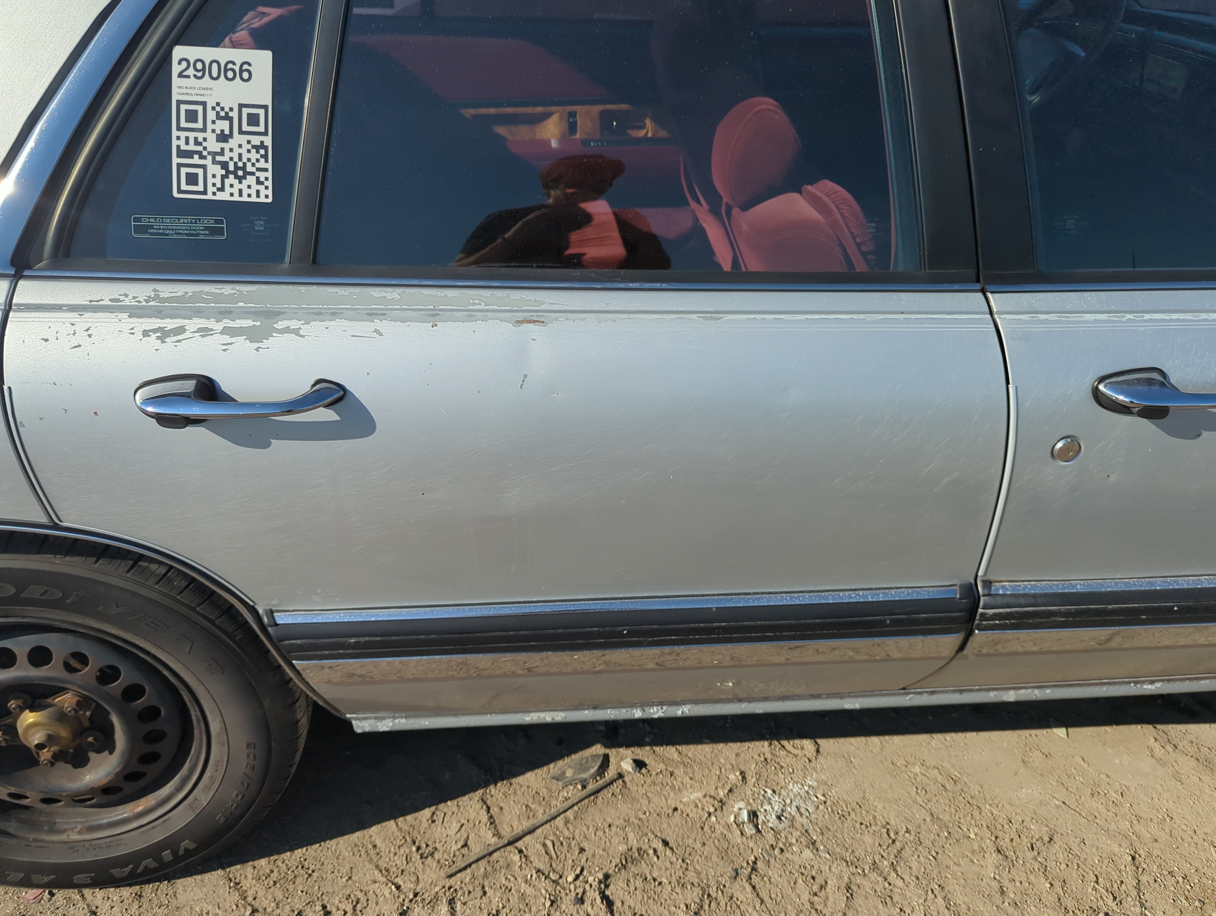 1992-1999 Buick Lesabre Passenger Rear Door Oem 1150306 - Oemusedautoparts1.com