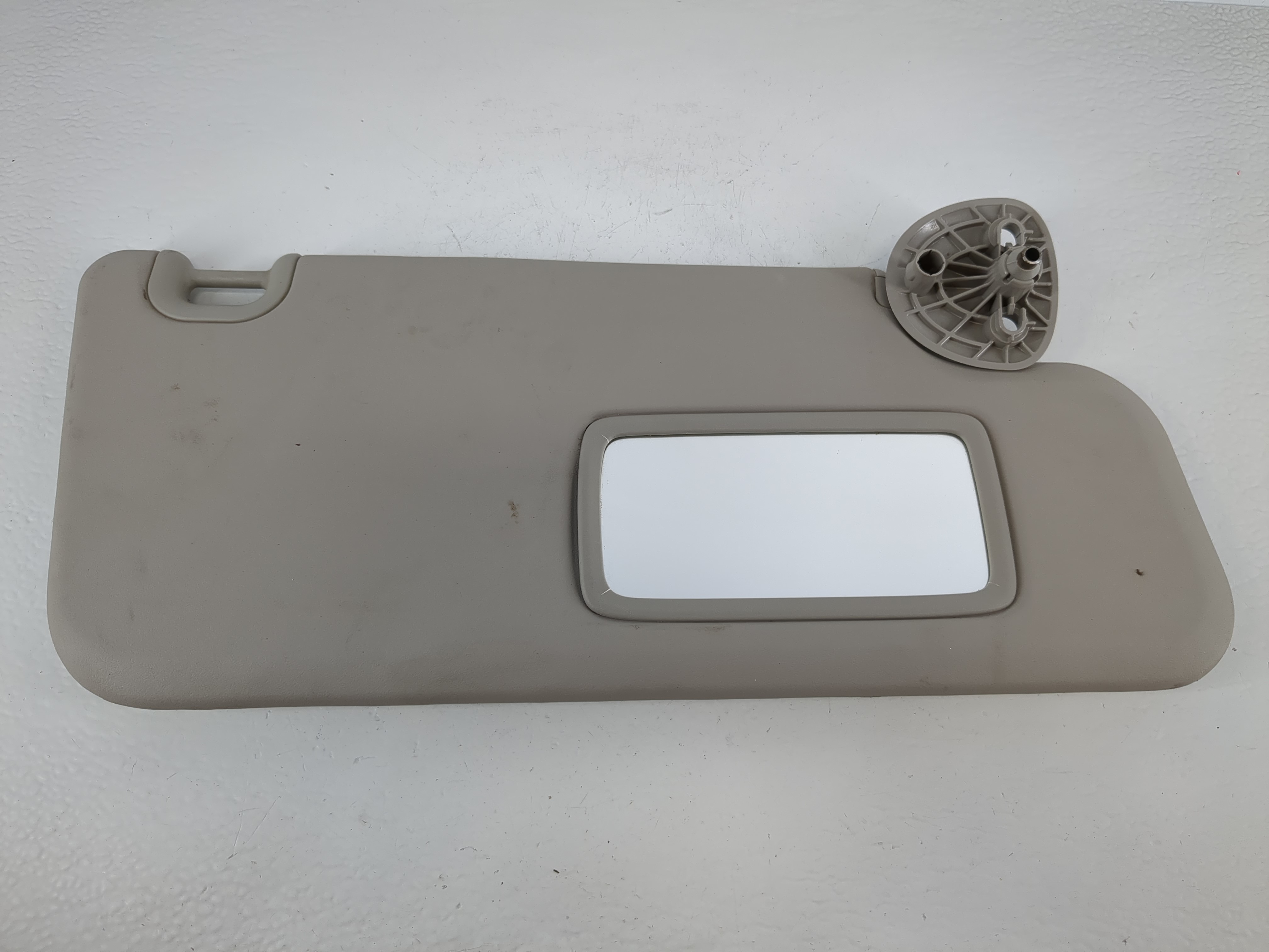 2011-2012 Ram 1500 Passenger Sun Visor Mirror Right Sunvisor Gray 1150589 - Oemusedautoparts1.com