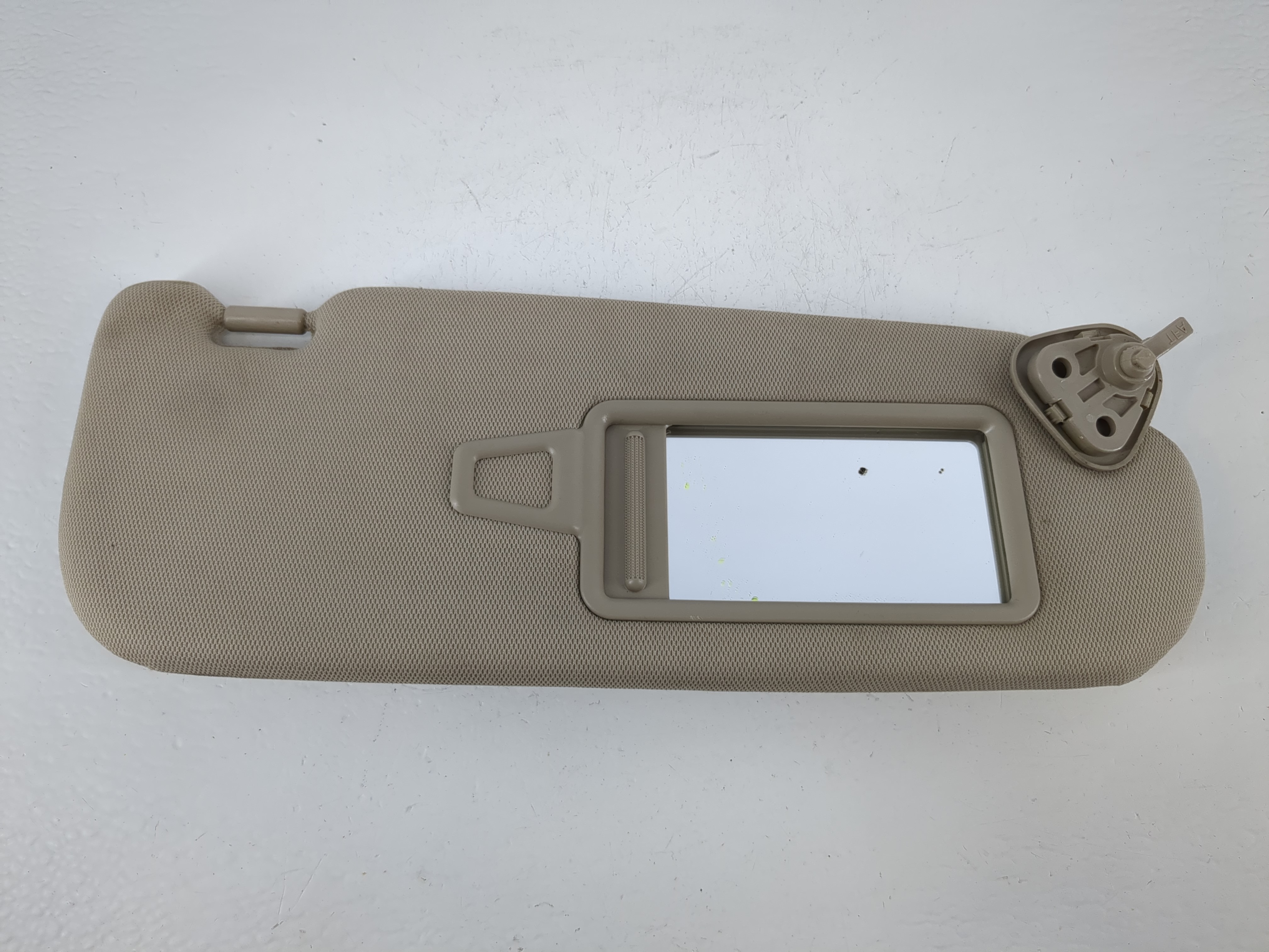 2011-2016 Kia Optima Passenger Sun Visor Mirror Right Sunvisor Tan 1150593 - Oemusedautoparts1.com