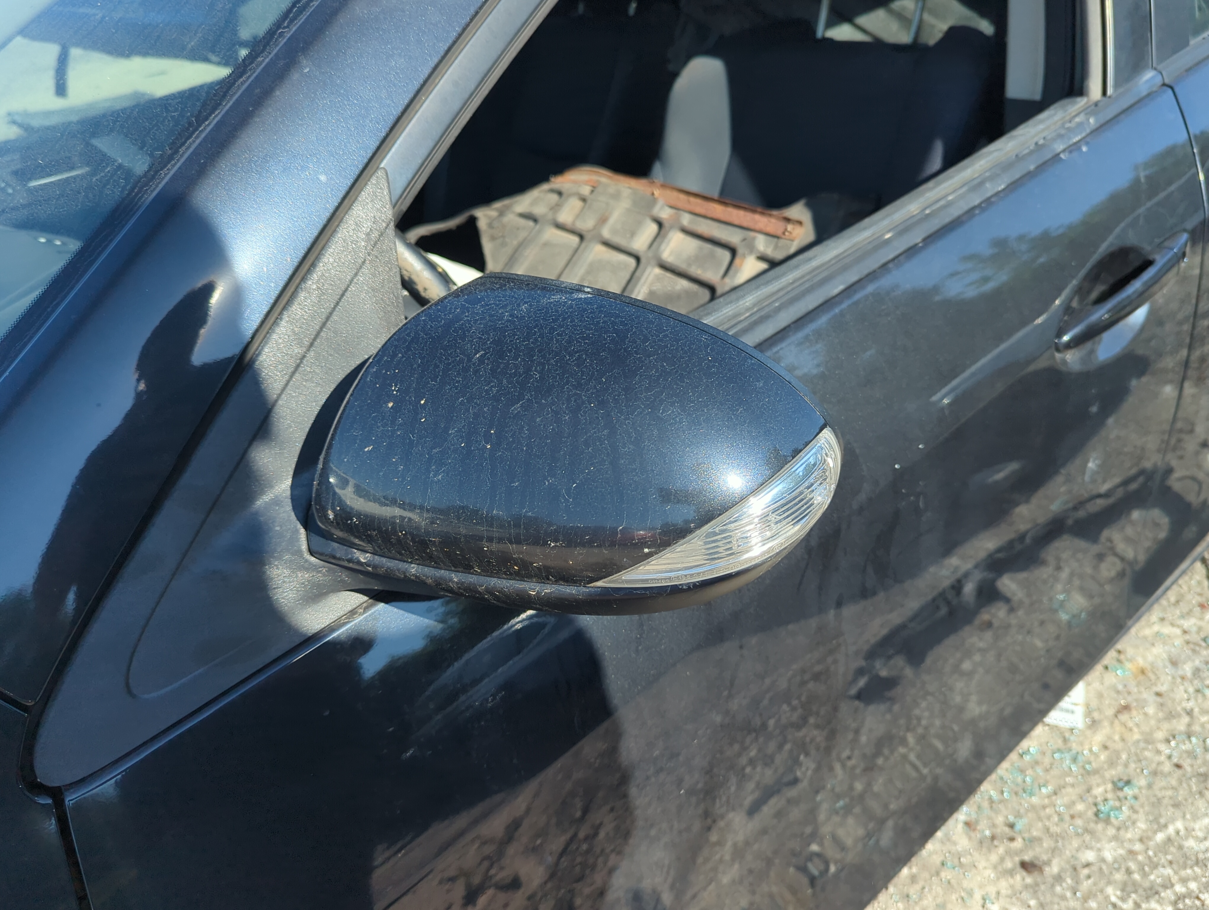 2010-2013 Mazda 3 Driver Left Side View Power Door Mirror 1150650 - Oemusedautoparts1.com