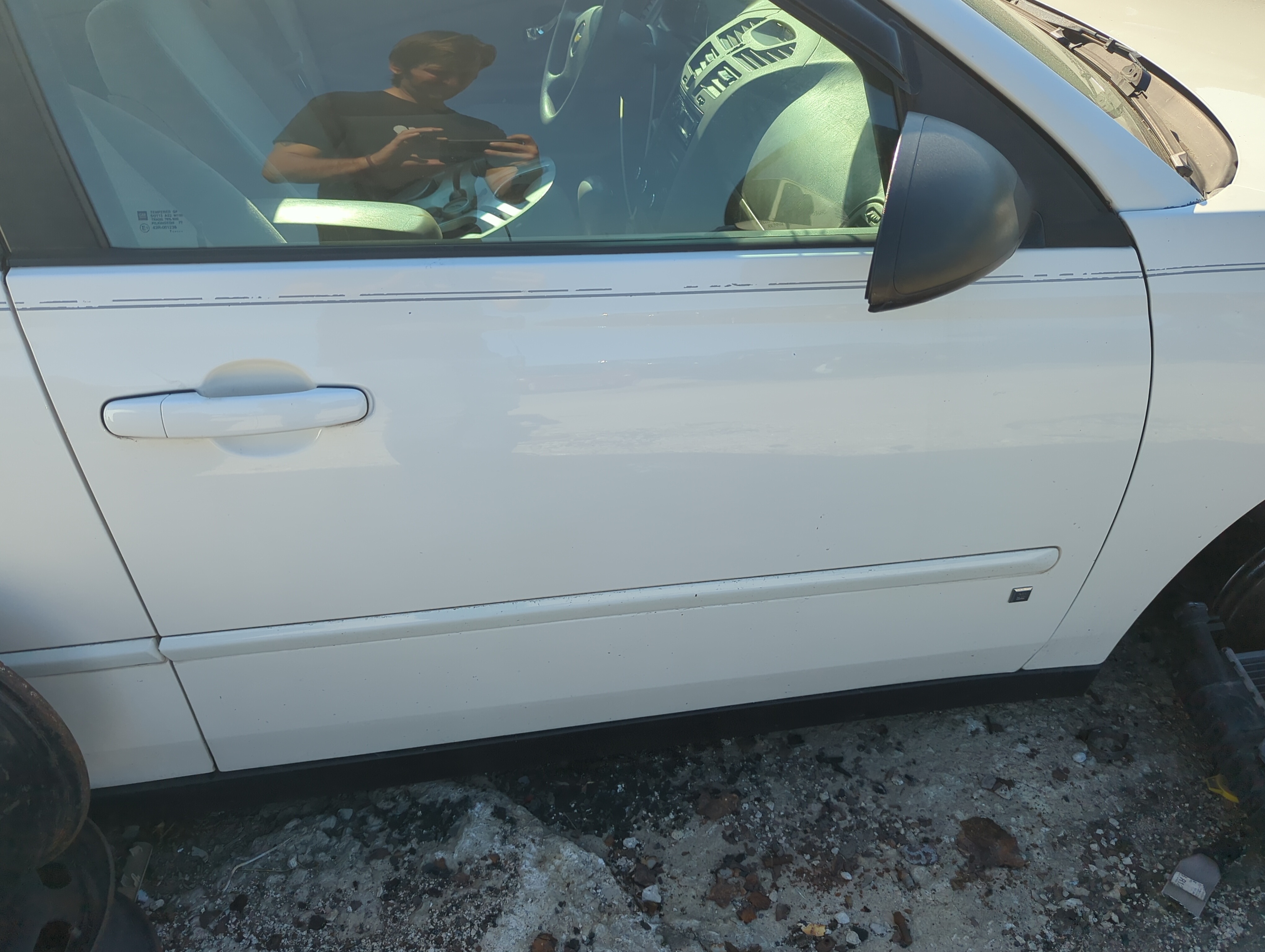 Picture of 2004-2008 Chevrolet Malibu Passenger Front Door Oem 1150953