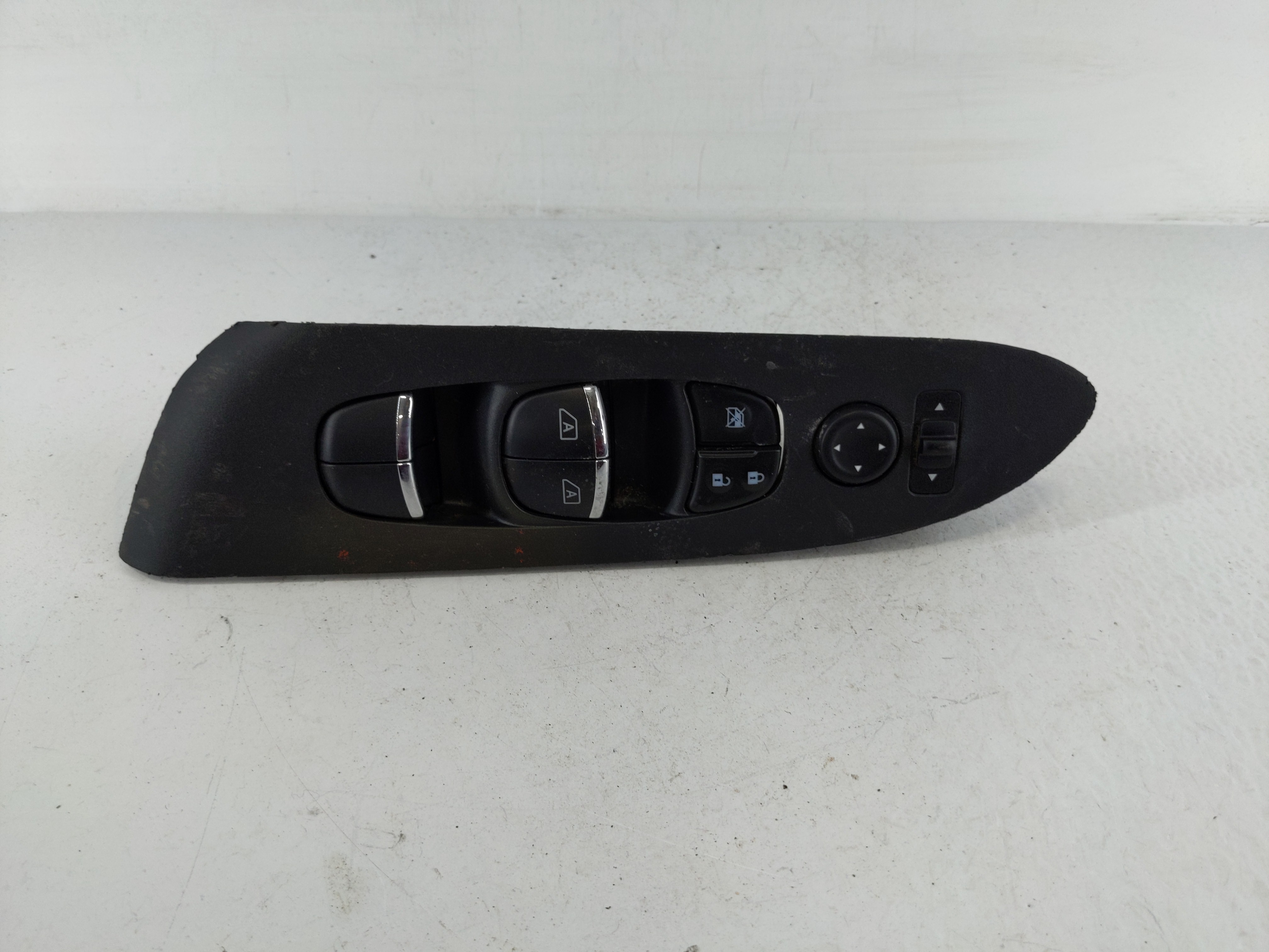 2015-2022 Nissan Murano Driver Left Door Master Power Window Switch 1150989 - Oemusedautoparts1.com