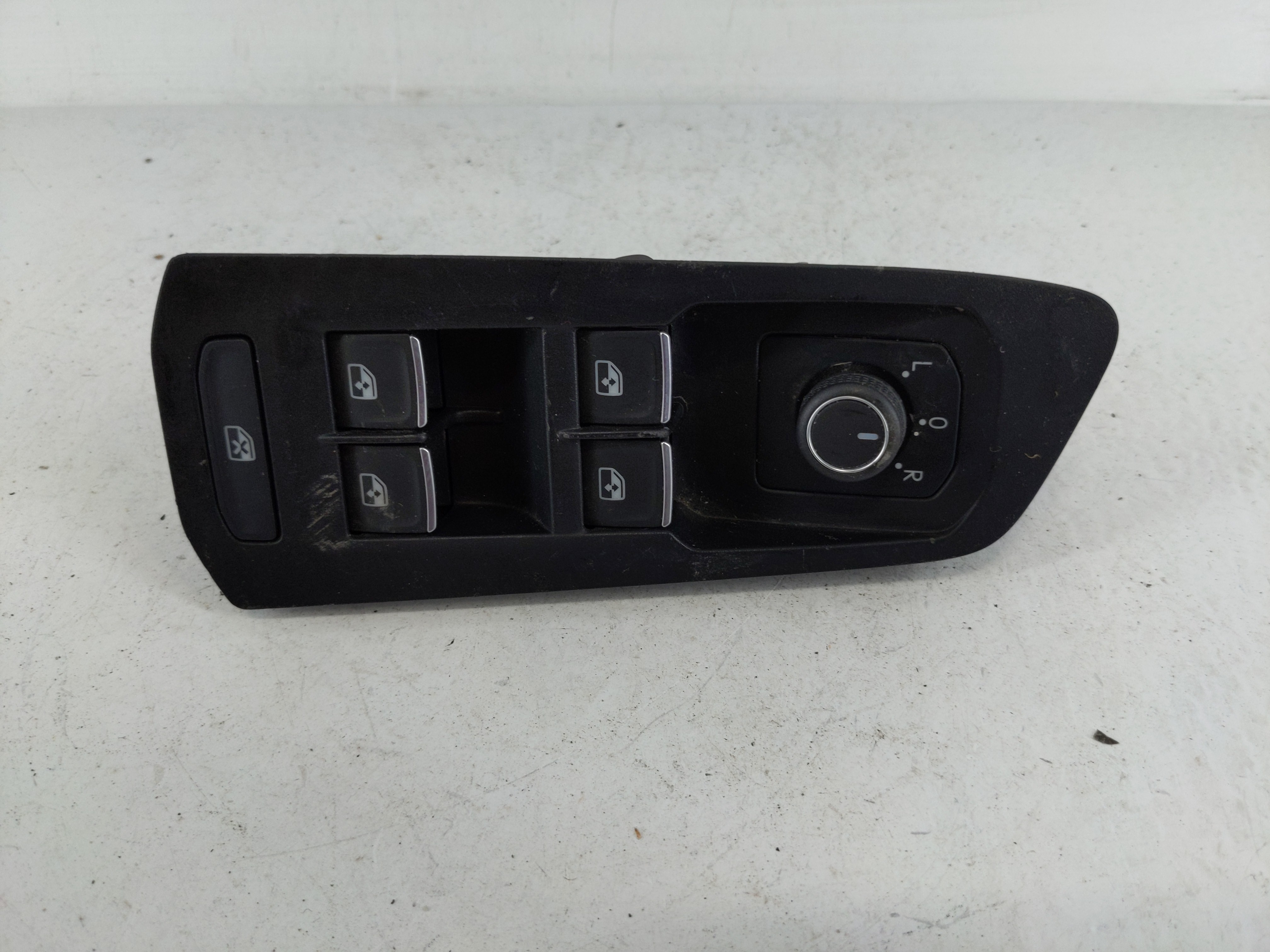 2011 Mitsubishi Outlander Sport Driver Left Door Master Power Window Switch 1150996 - Oemusedautoparts1.com