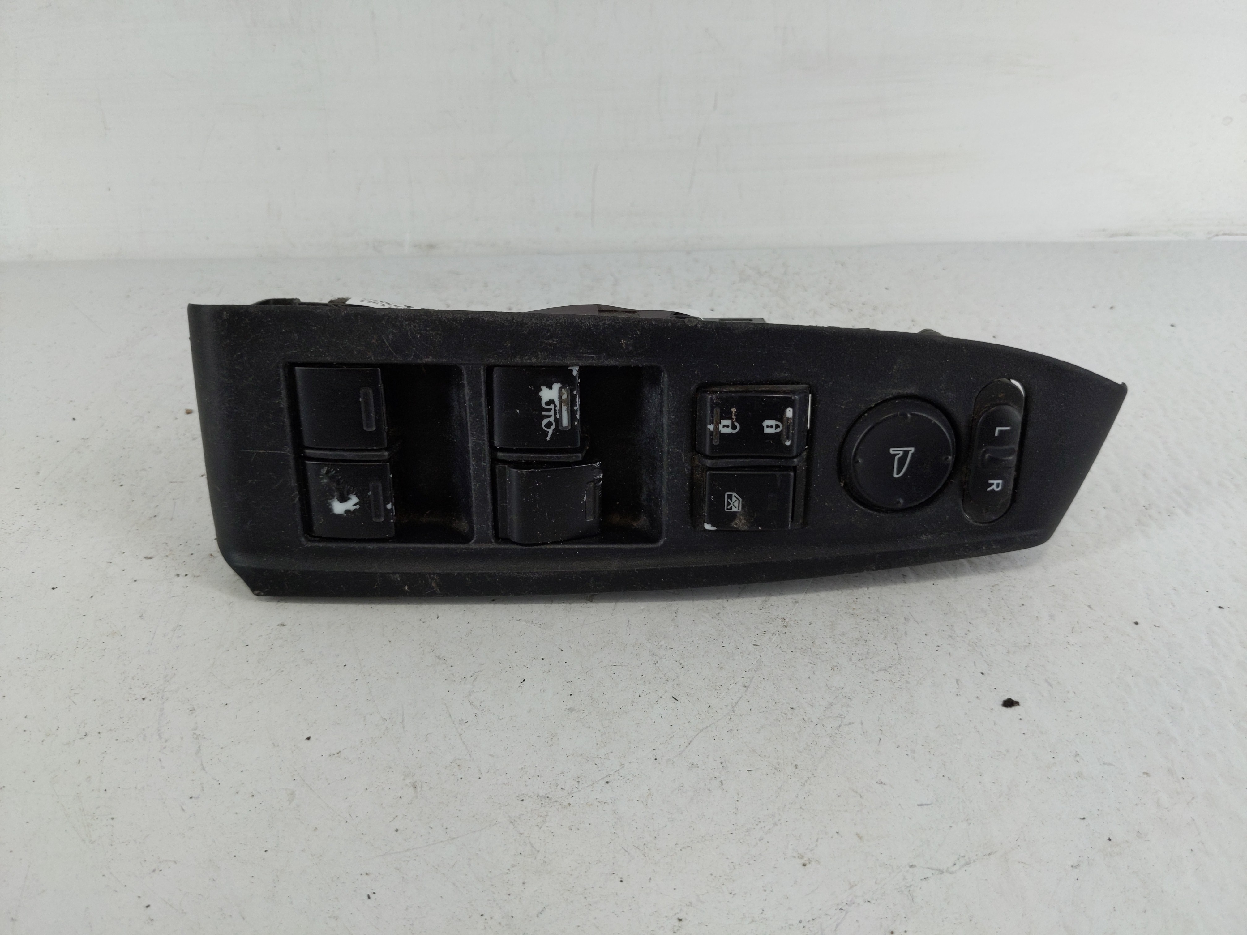 2008-2012 Honda Accord Driver Left Door Master Power Window Switch 1151005 - Oemusedautoparts1.com