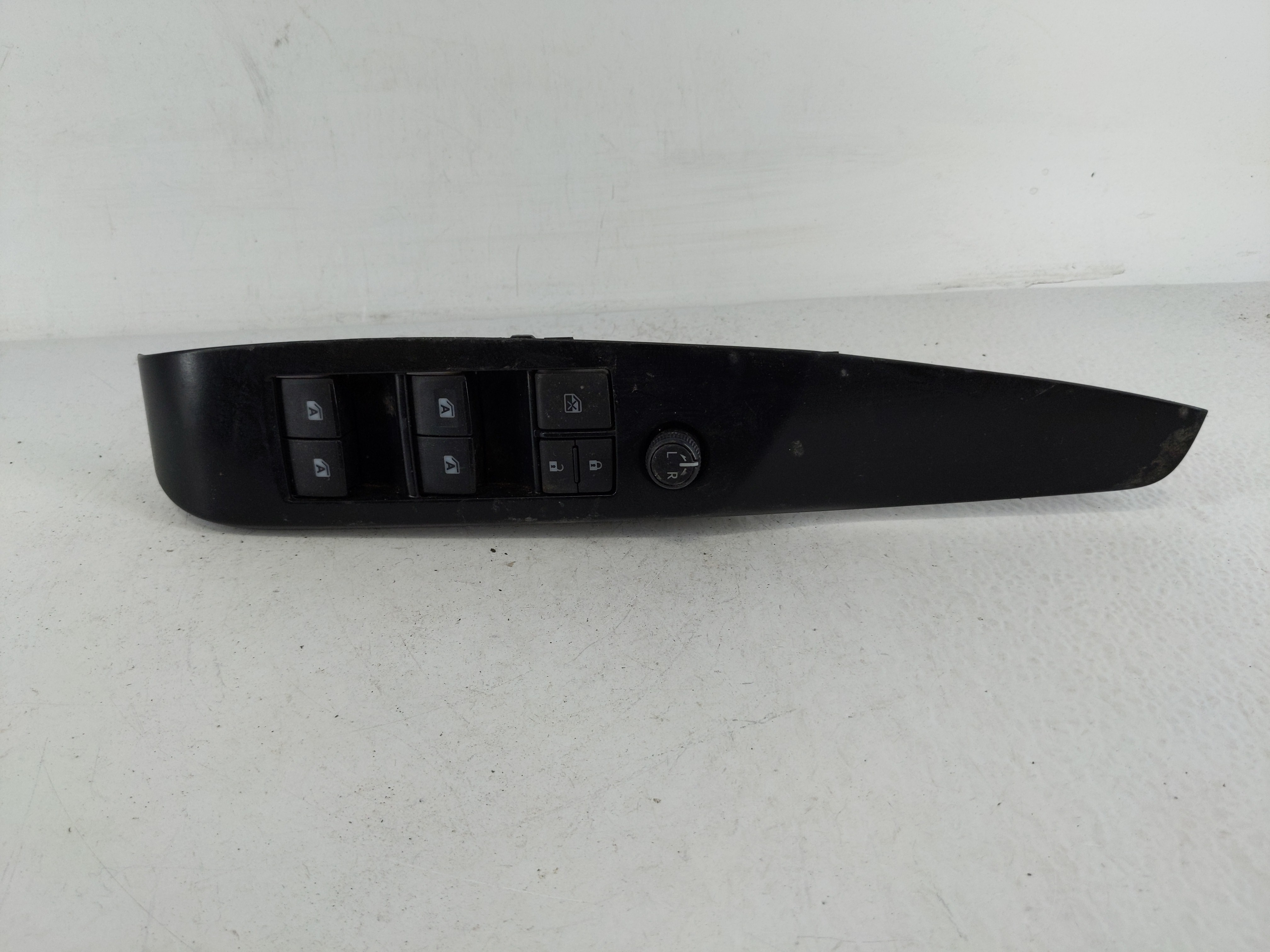 2018-2022 Toyota Camry Driver Left Door Master Power Window Switch 1151006 - Oemusedautoparts1.com