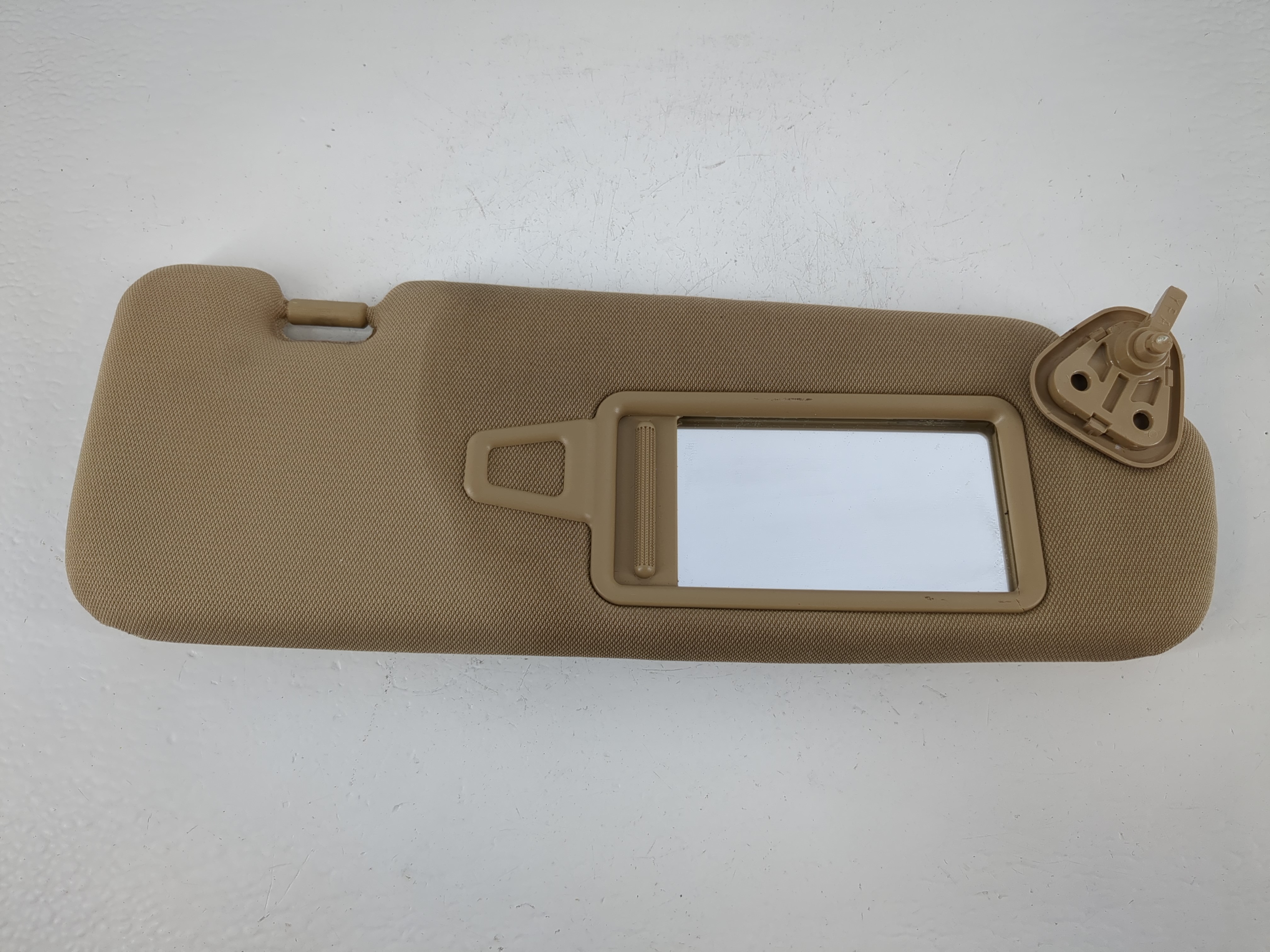 2011-2015 Hyundai Sonata Passenger Sun Visor Mirror Right Sunvisor Brown 1151046 - Oemusedautoparts1.com