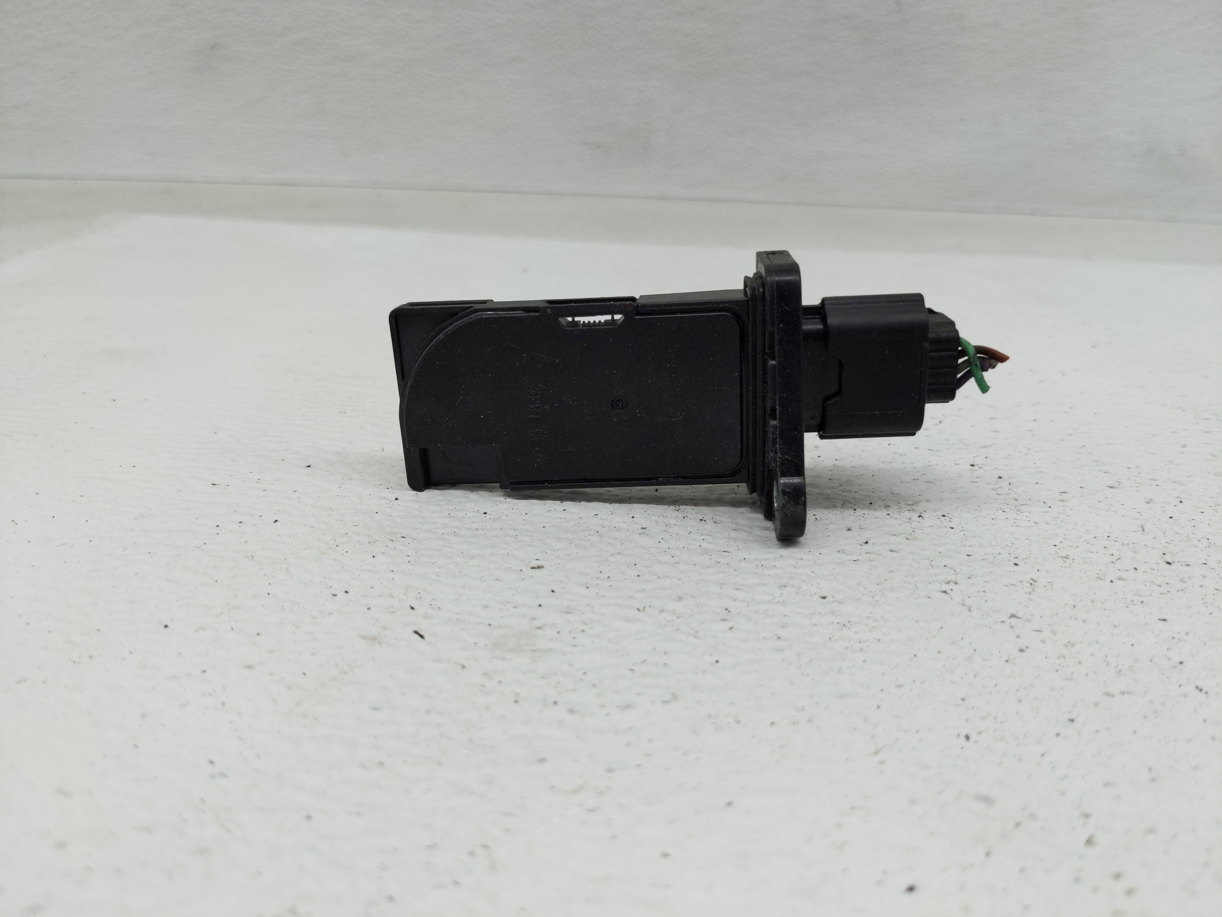 2015-2016 Nissan Pathfinder Mass Air Flow Meter Maf 1151052 - Oemusedautoparts1.com