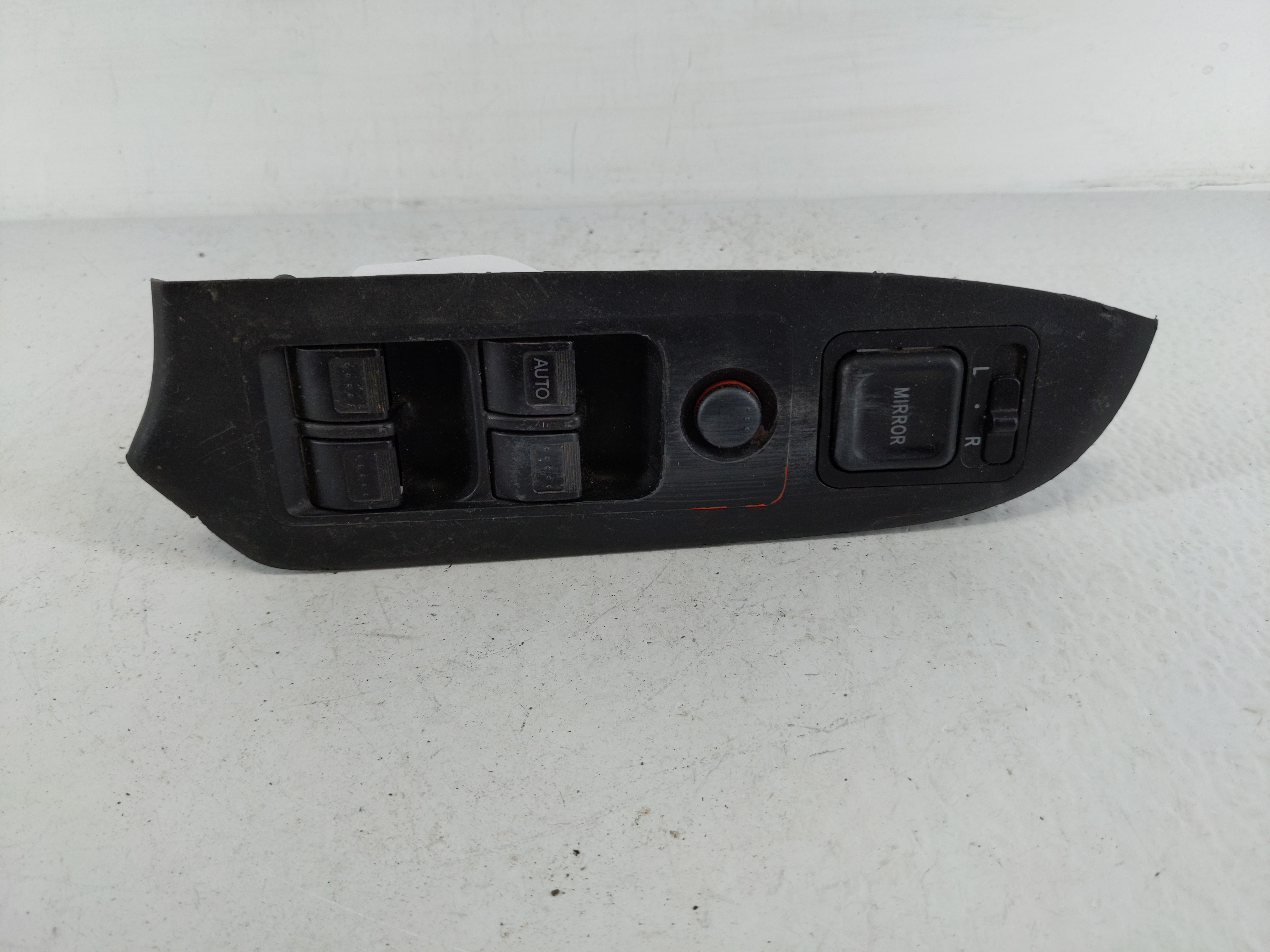 2002-2006 Honda Cr-v Driver Left Door Master Power Window Switch 1151691 - Oemusedautoparts1.com