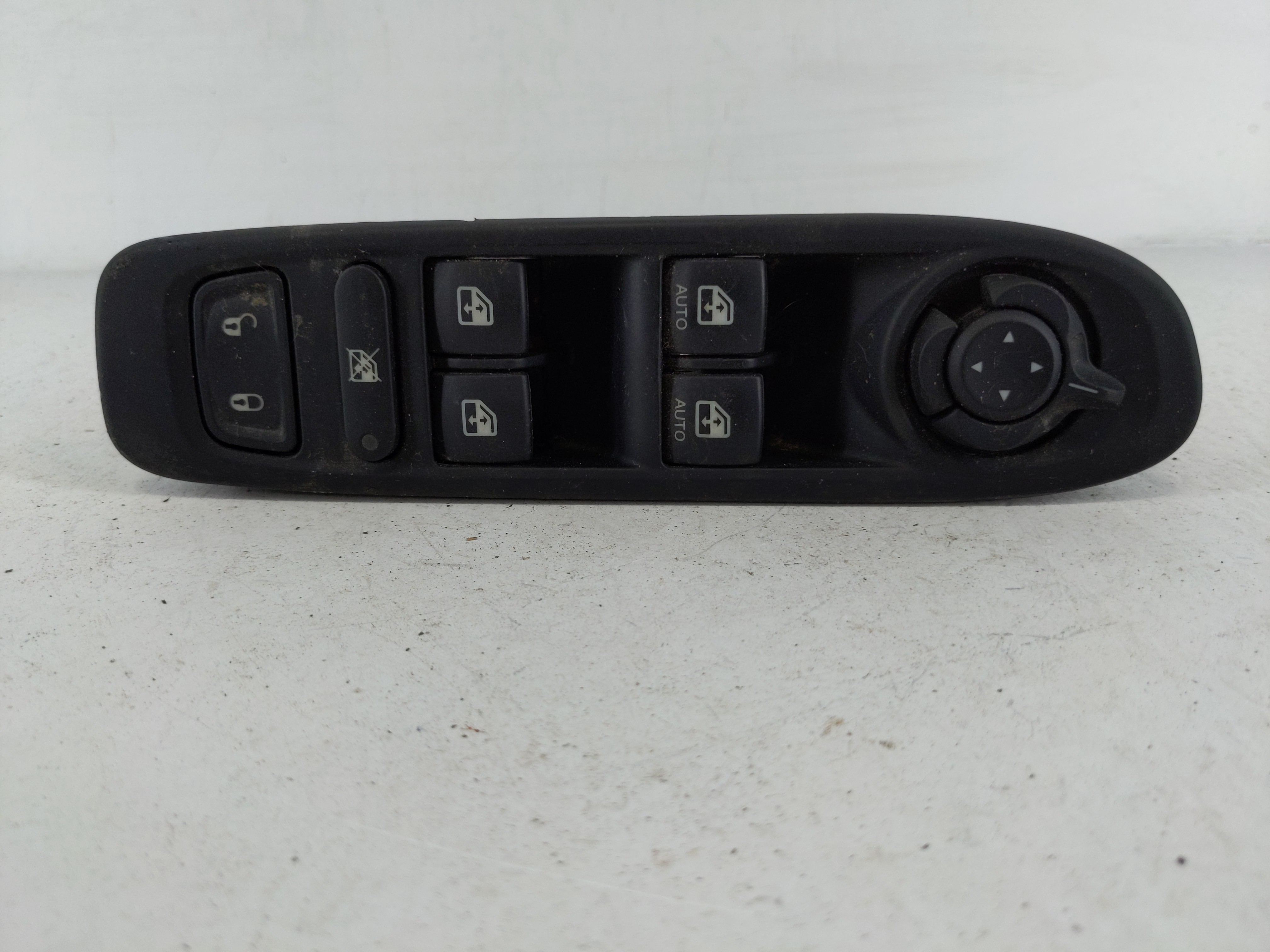 2019 Jeep Compass Driver Left Door Master Power Window Switch 1151698 - Oemusedautoparts1.com