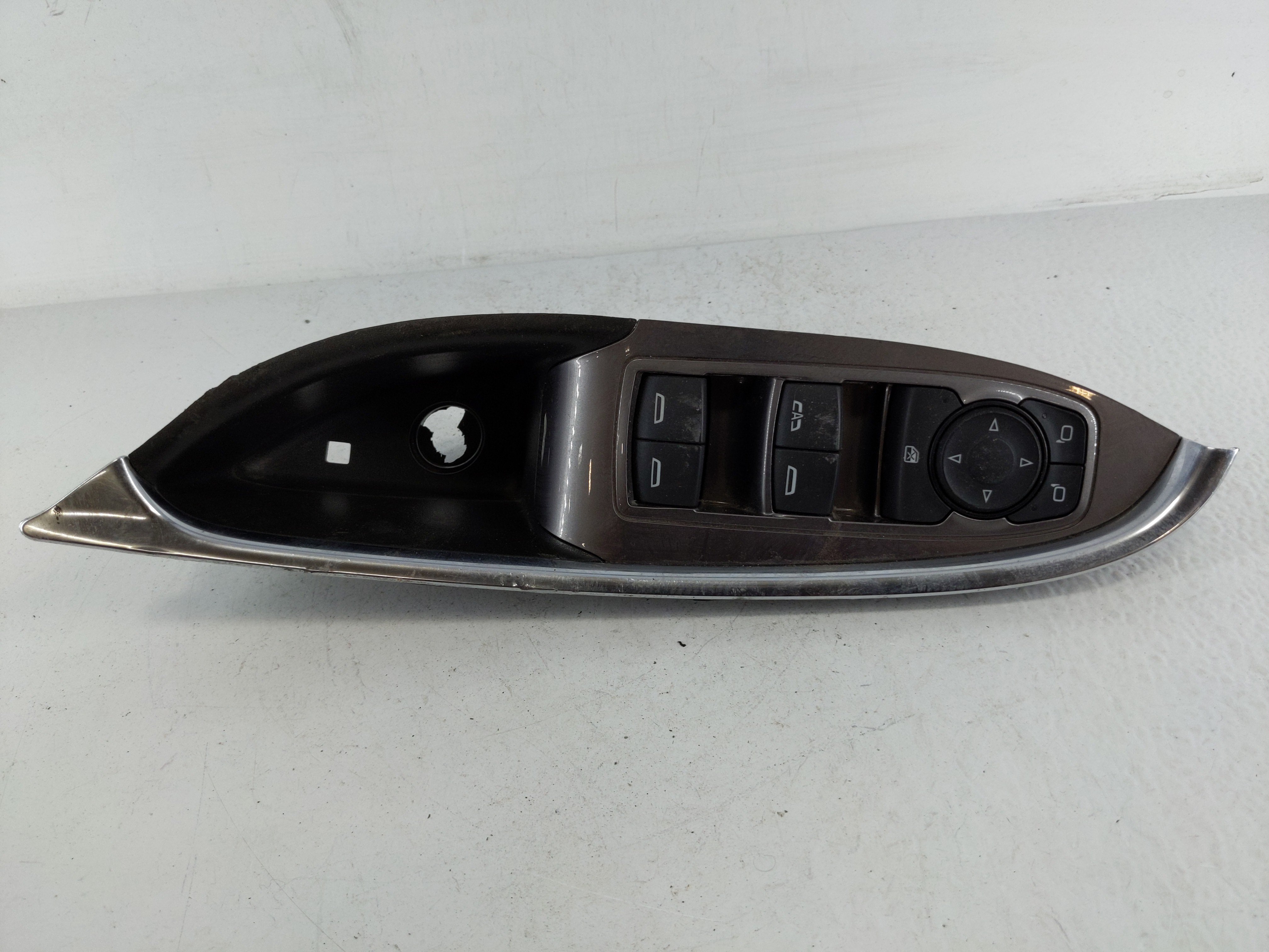 2016-2021 Chevrolet Malibu Driver Left Door Master Power Window Switch 1151714 - Oemusedautoparts1.com