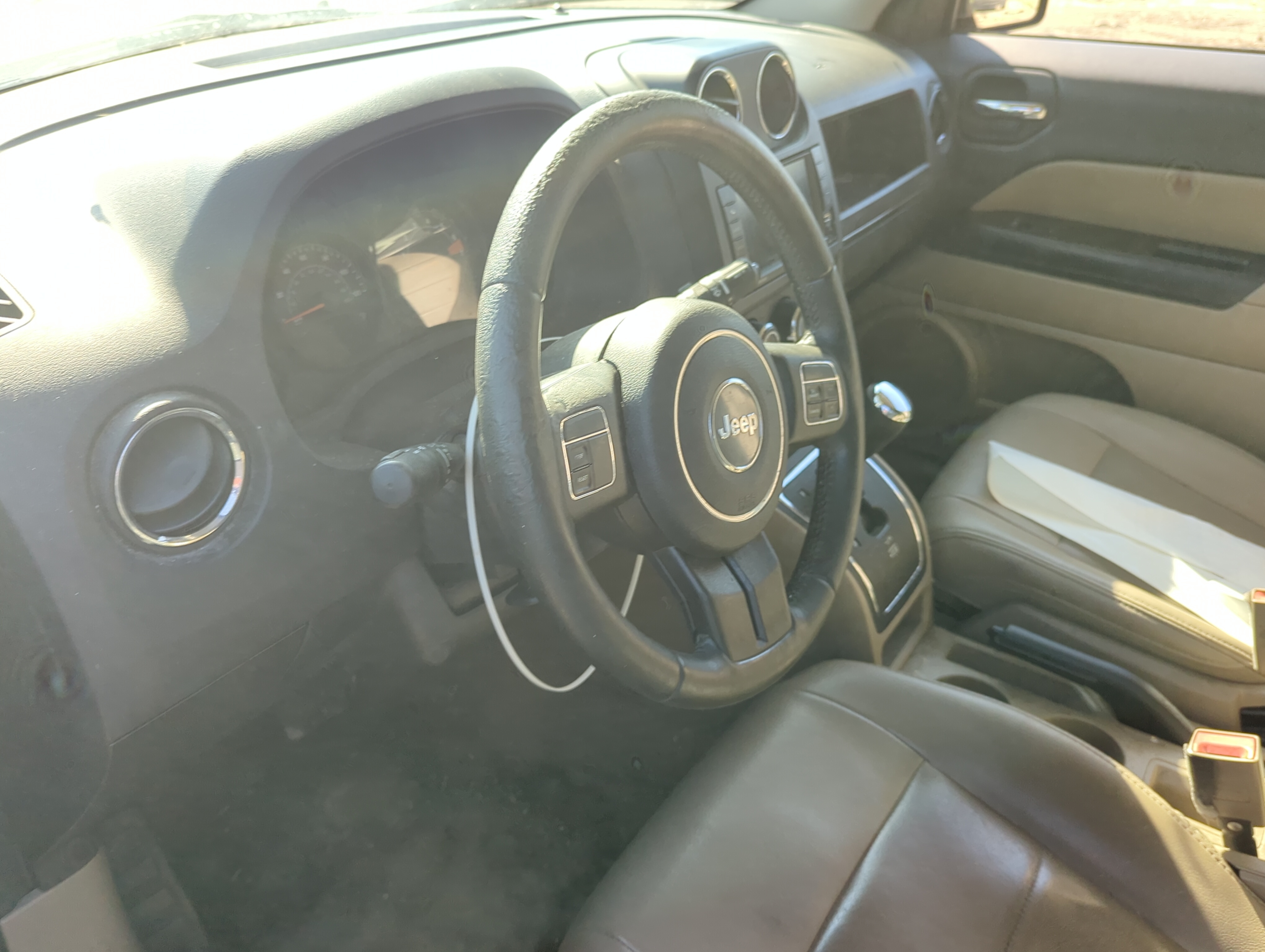 Picture of 2011-2017 Jeep Patriot Air Bag Driver Left Steering Wheel Mounted 1151946