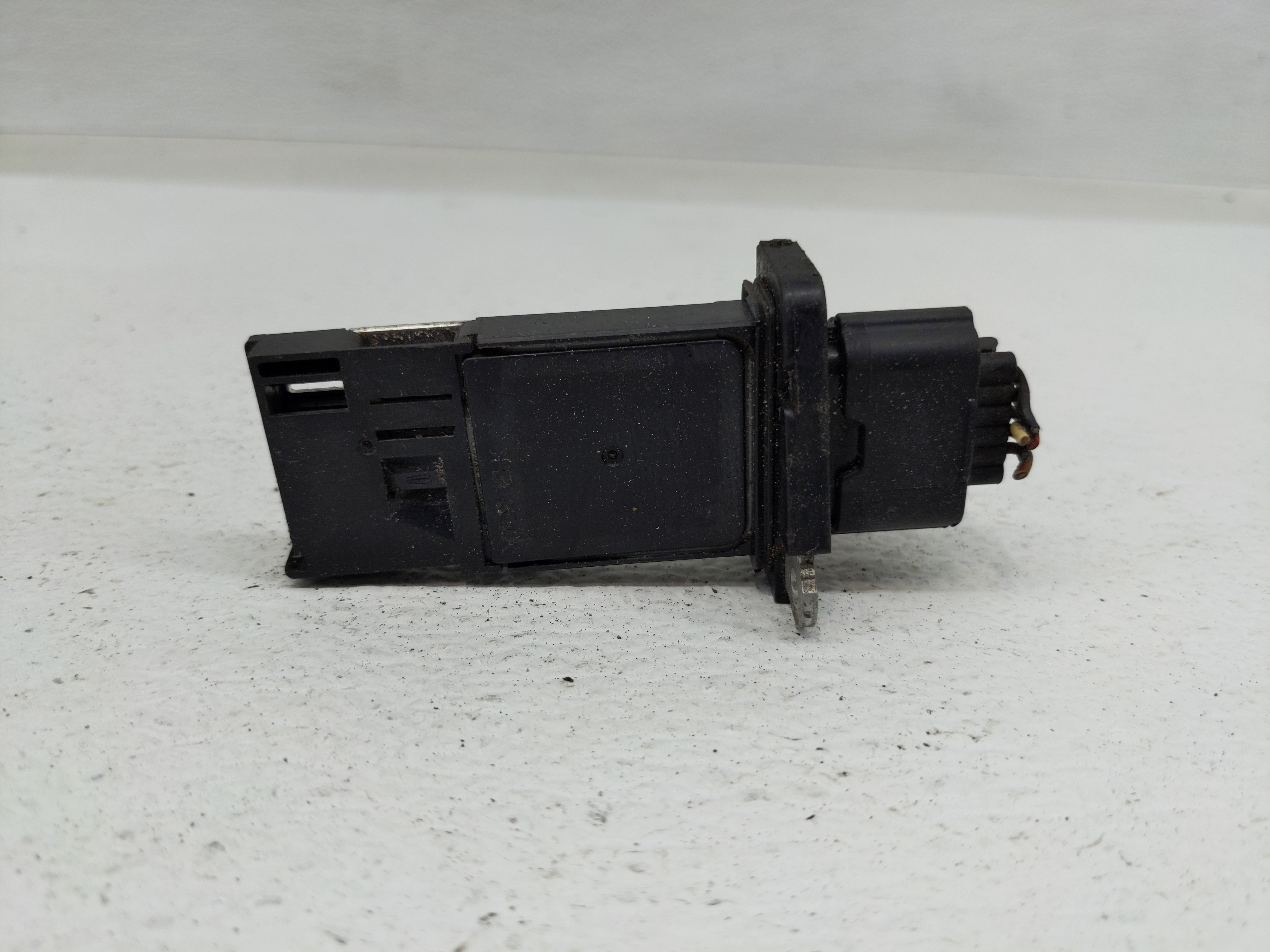 2005-2022 Nissan Armada Mass Air Flow Meter Maf 1152097 - Oemusedautoparts1.com