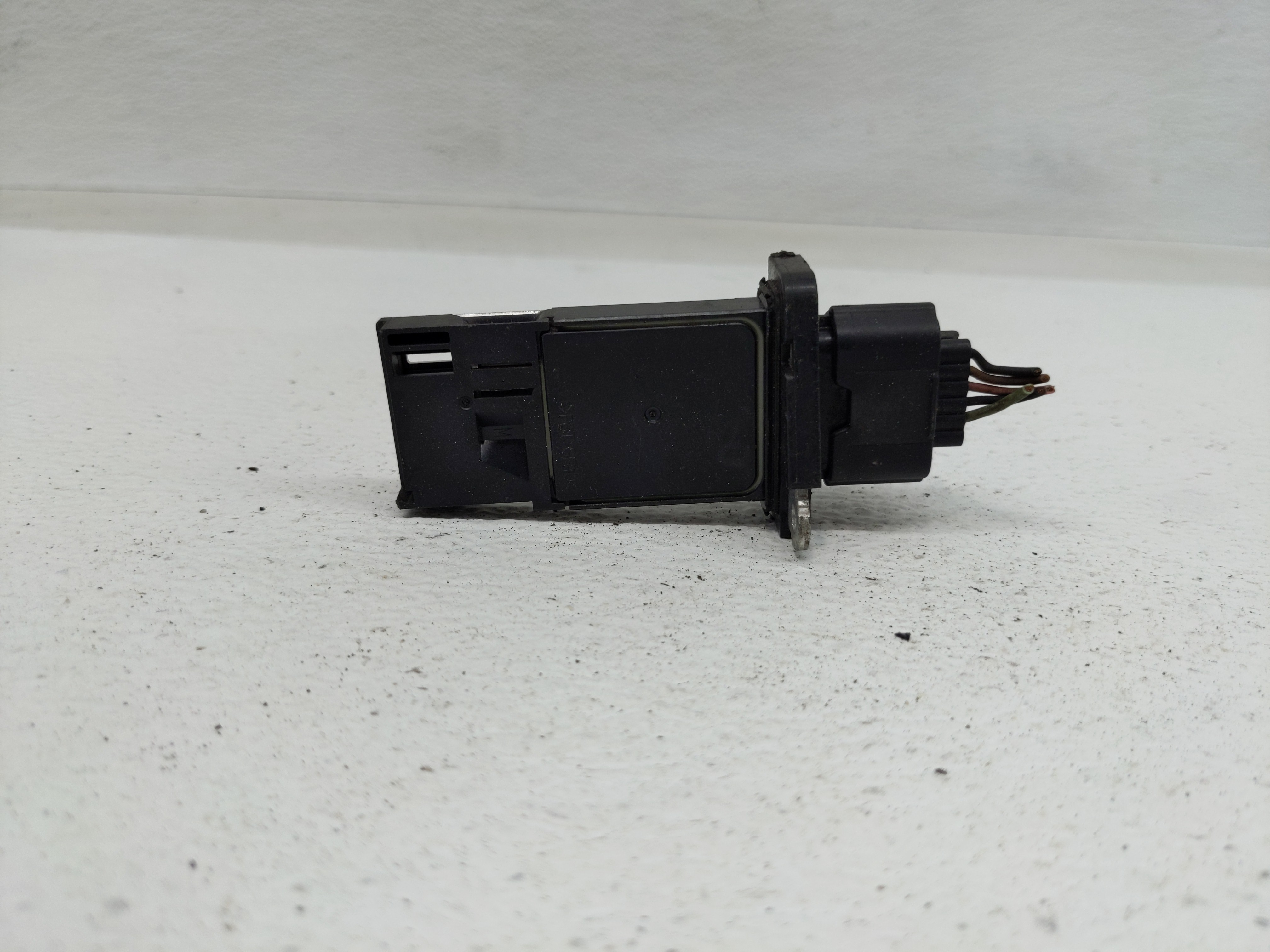 2005-2014 Nissan Pathfinder Mass Air Flow Meter Maf 1152308 - Oemusedautoparts1.com