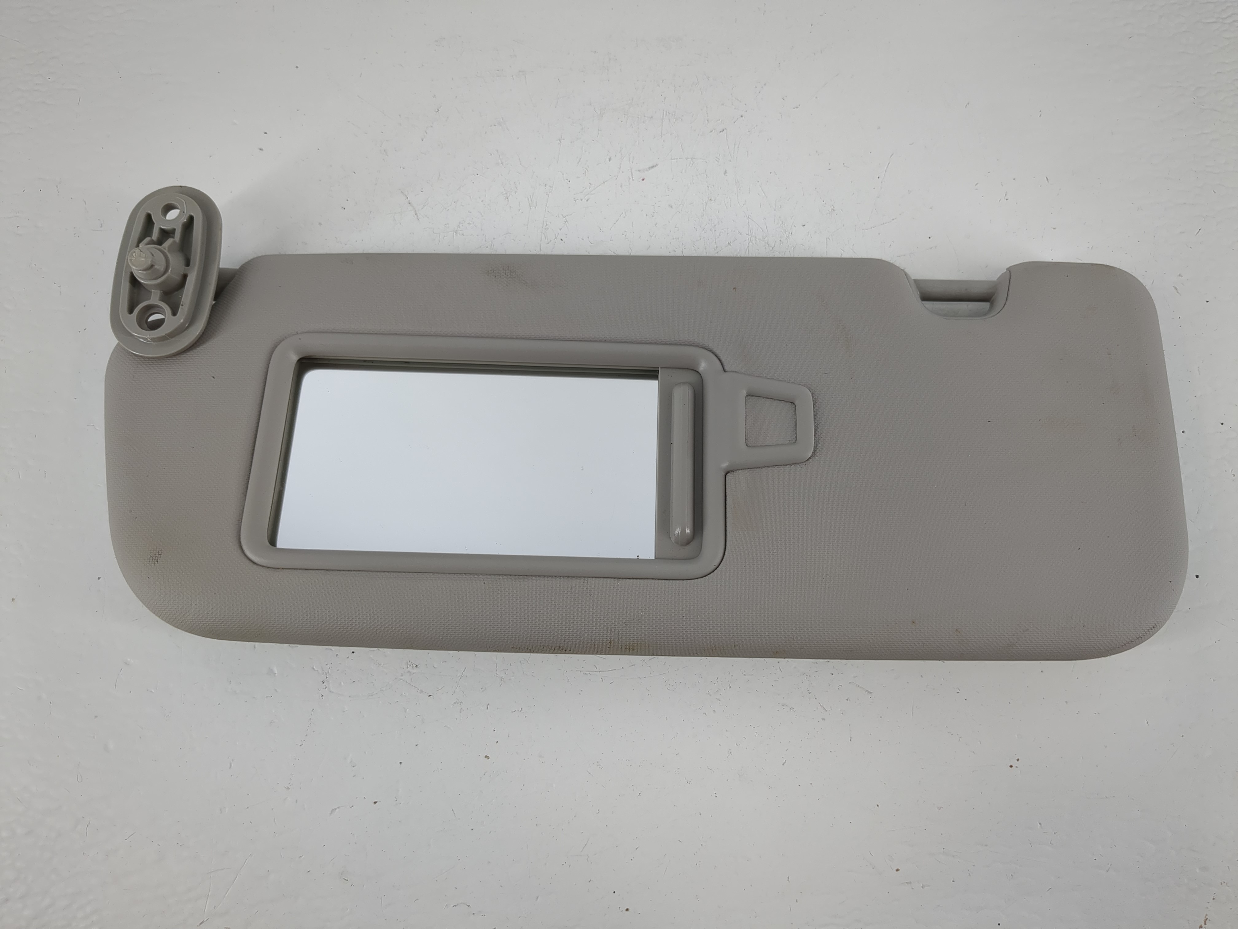 Picture of 2017-2018 Kia Forte Passenger Sun Visor Mirror Right Sunvisor Gray 1152326