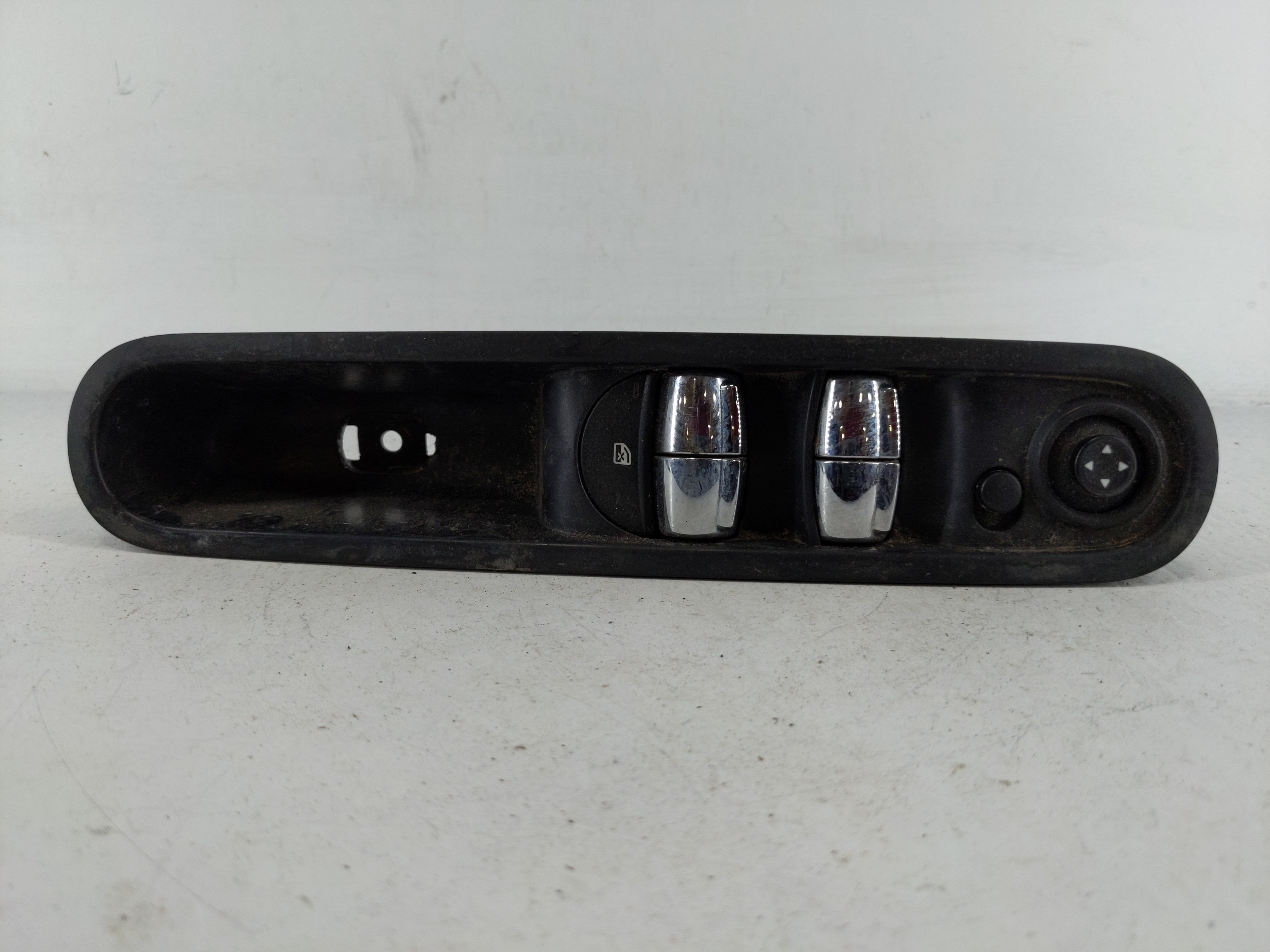 Picture of 2014 Mini Cooper Clubman Driver Left Door Master Power Window Switch 1152363