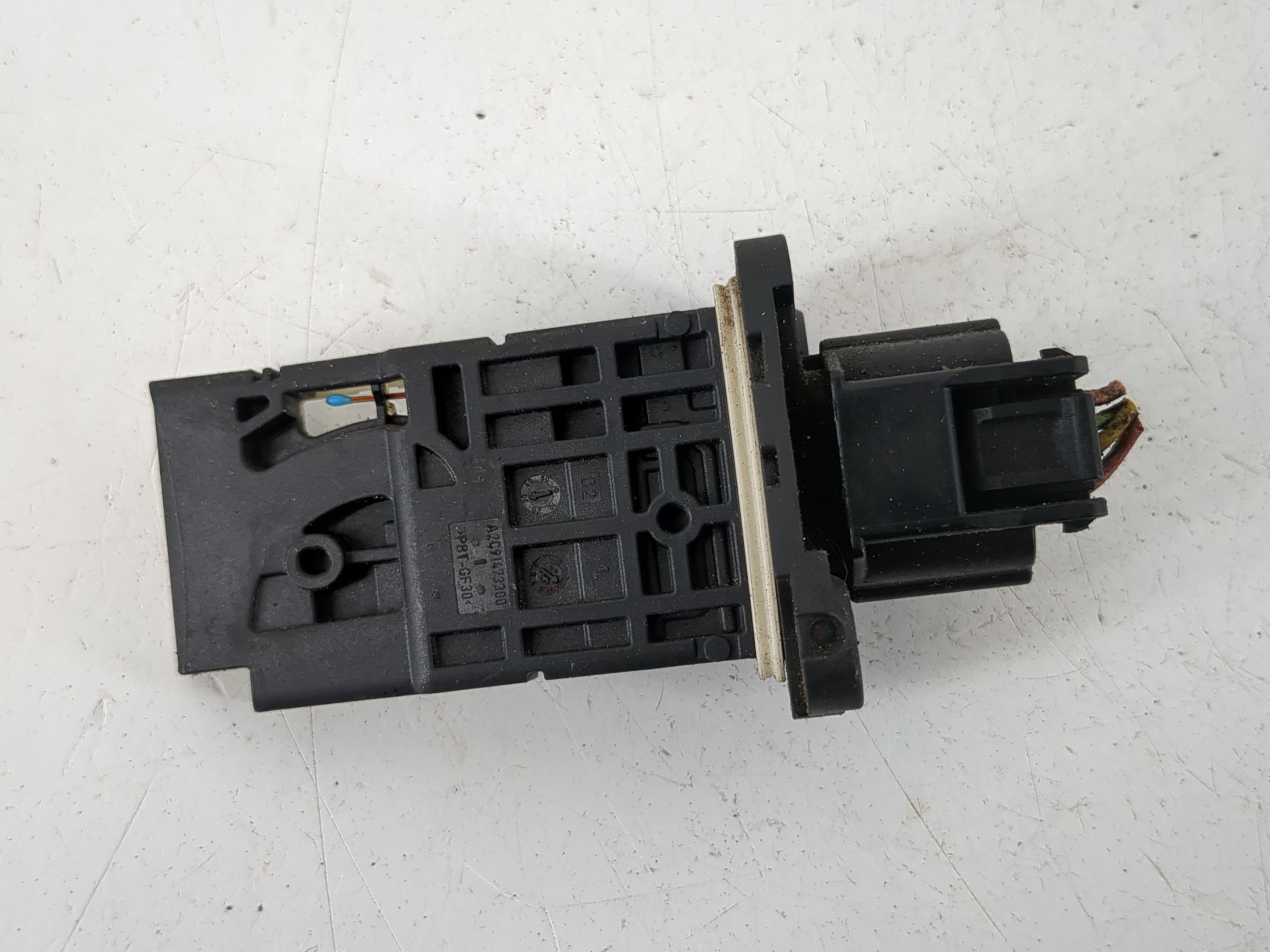 2016-2020 Infiniti Q50 Mass Air Flow Meter Maf 1152375 - Oemusedautoparts1.com