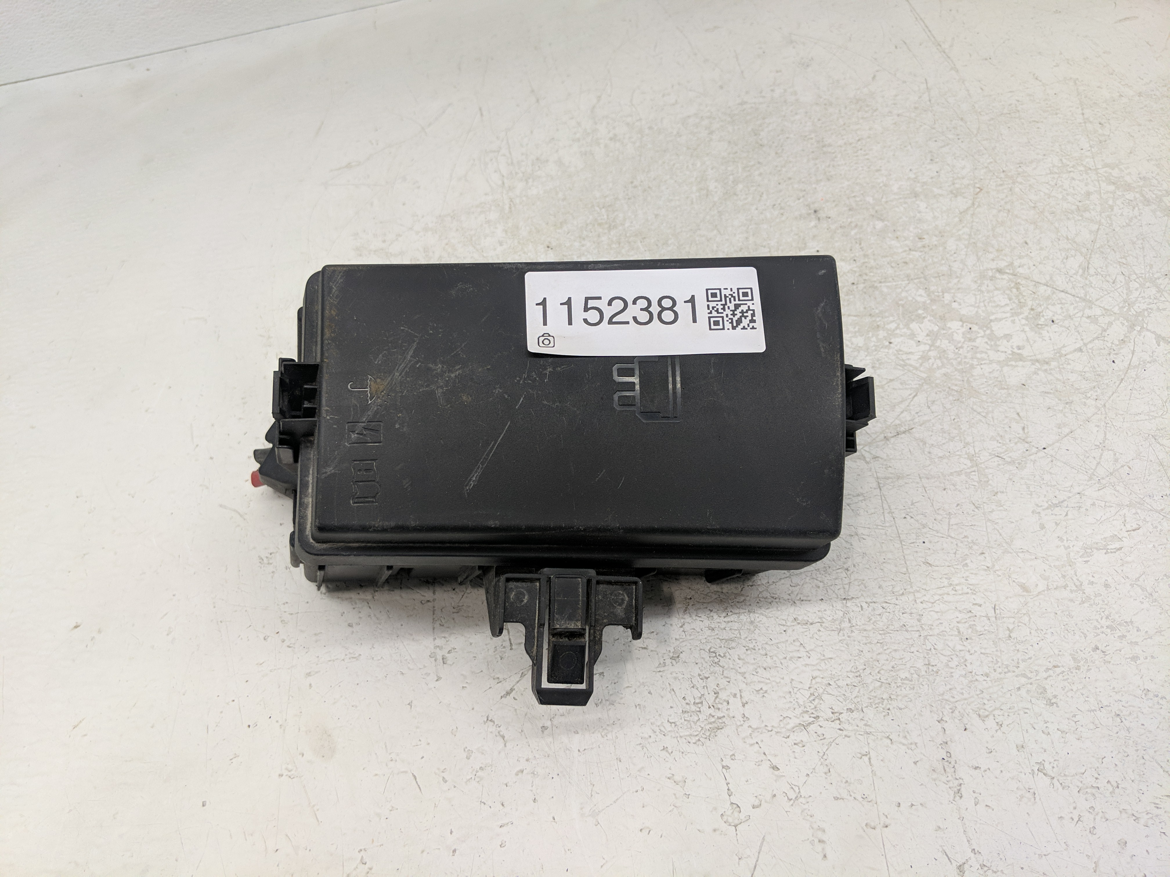 Volkswagen Atlas Fusebox Fuse Box Relay Module 5q0 907 361 D 1152381 - Oemusedautoparts1.com