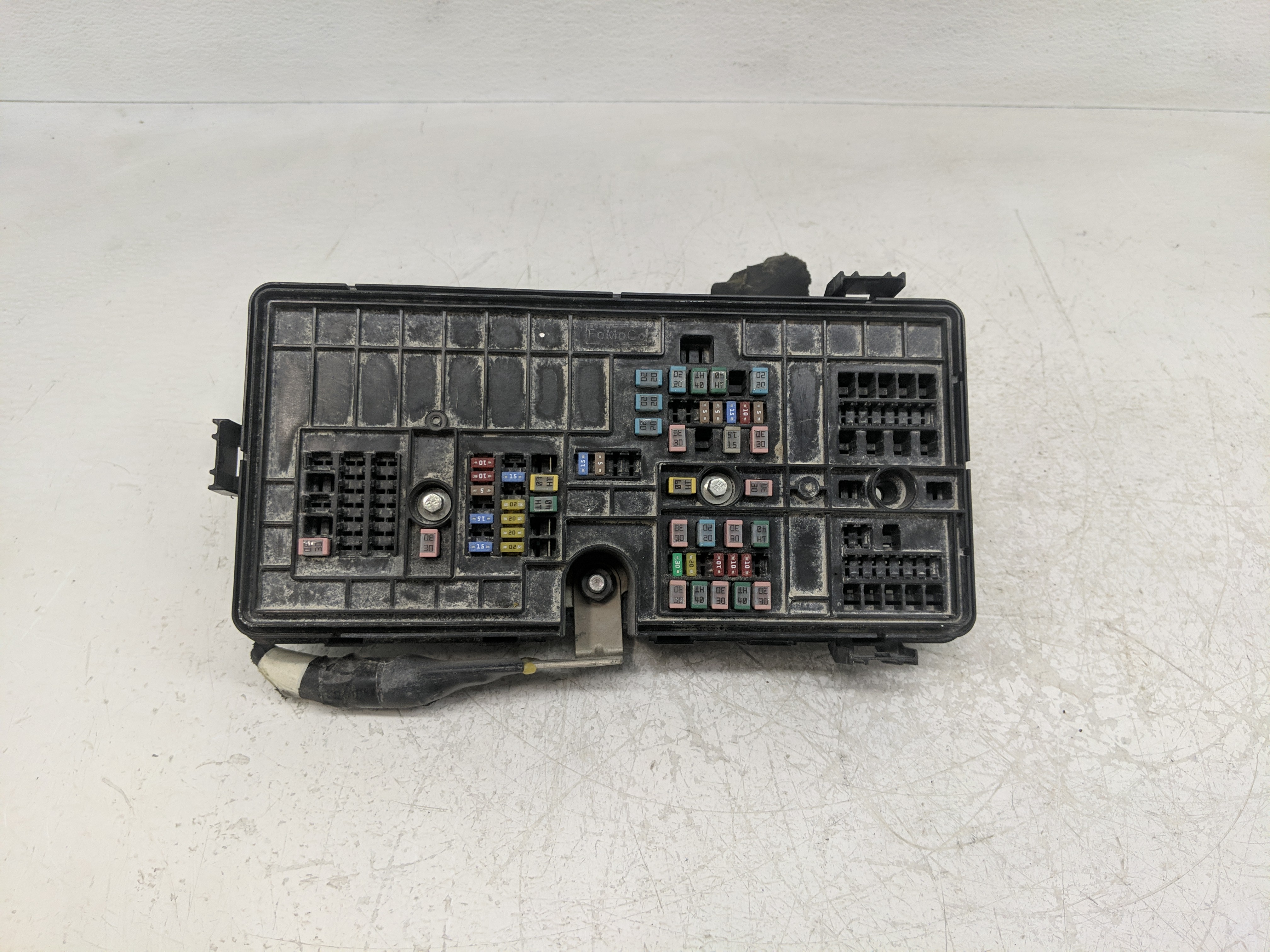 2022 Ford Explorer Fusebox Fuse Box Relay Module N1mt-14d068-ca 1152382 - Oemusedautoparts1.com