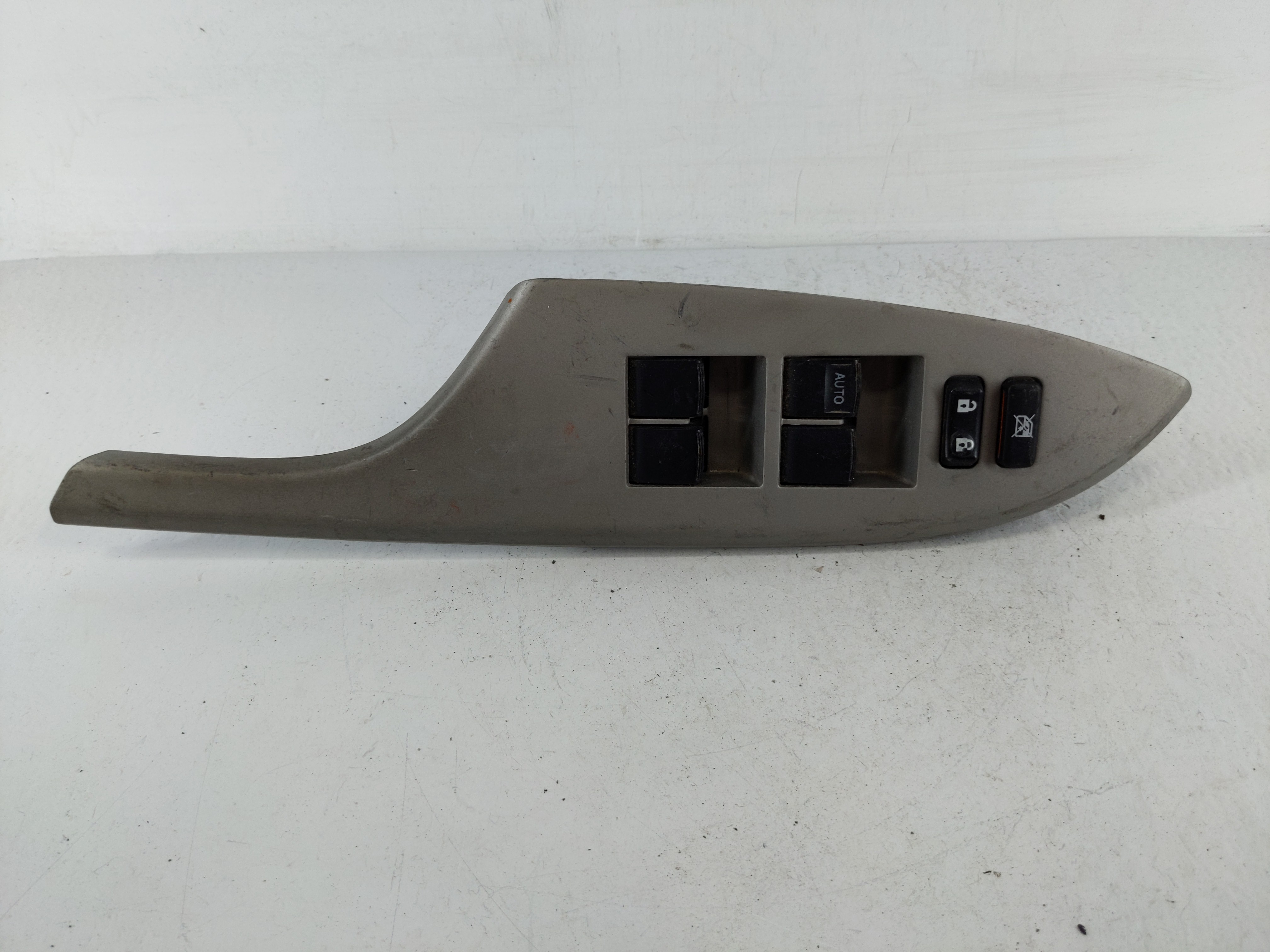 2009-2013 Toyota Corolla Driver Left Door Master Power Window Switch 1152466 - Oemusedautoparts1.com