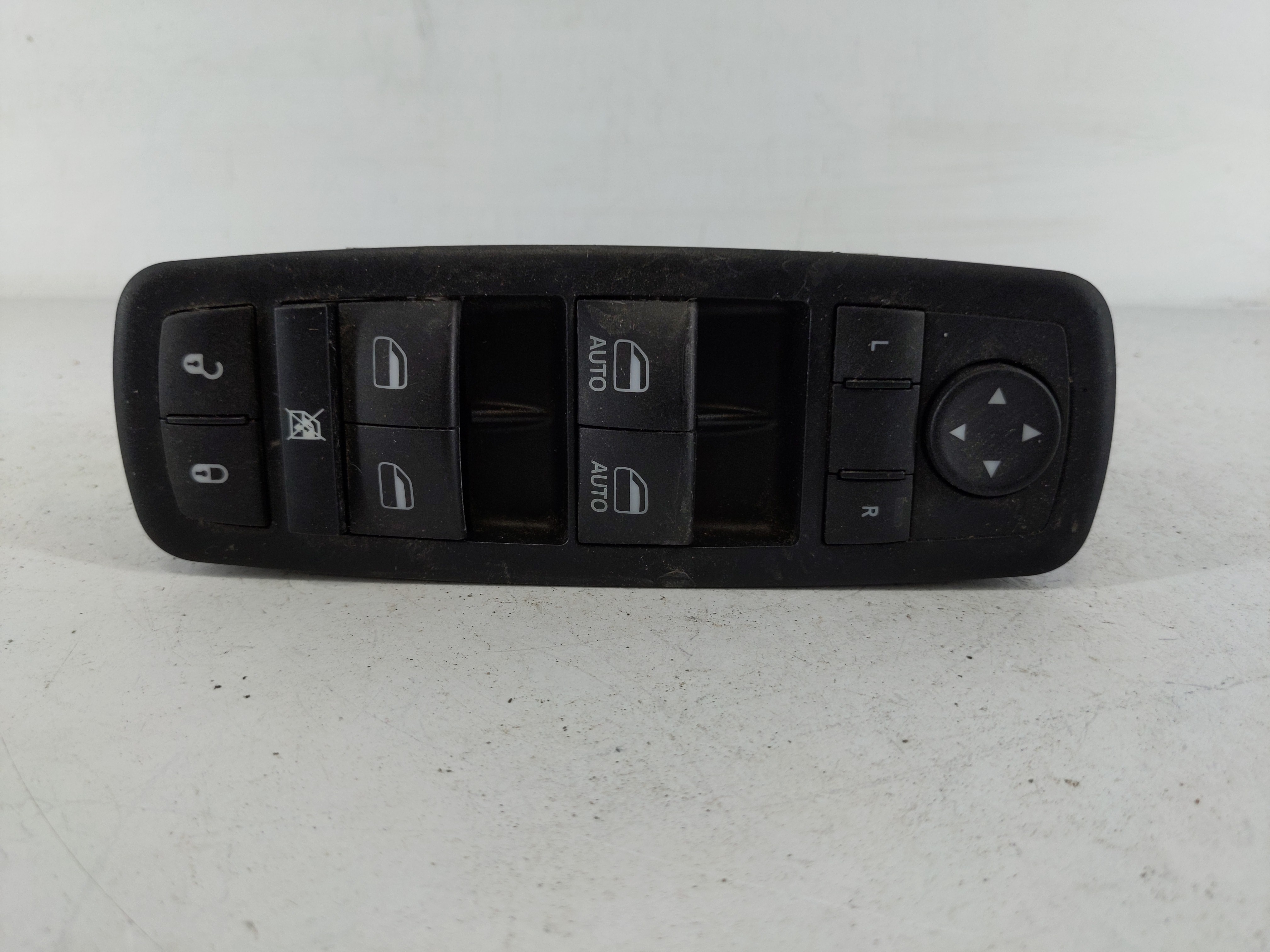 2016 Jeep Grand Cherokee Driver Left Door Master Power Window Switch 1152467 - Oemusedautoparts1.com