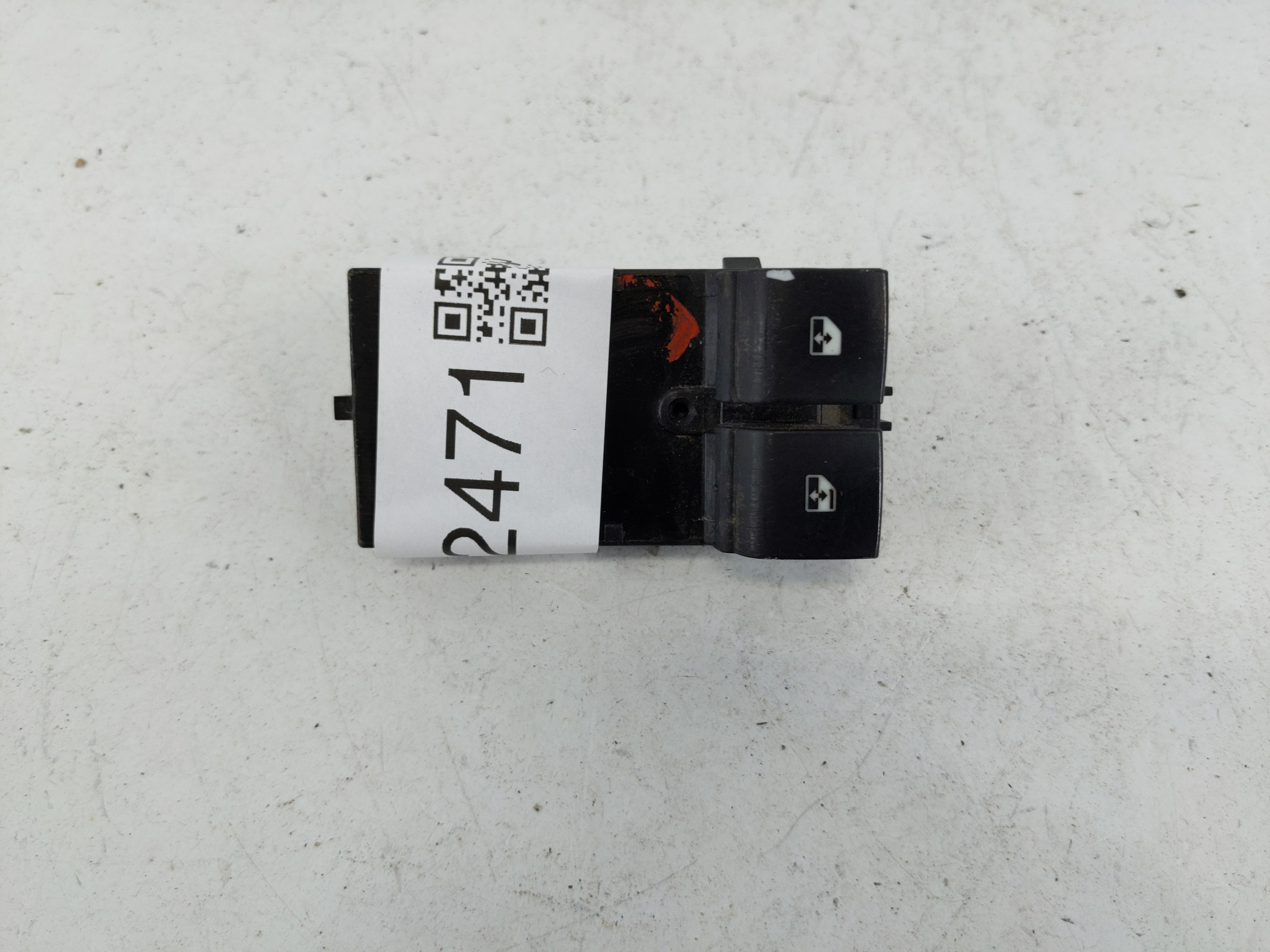 2012-2015 Chevrolet Camaro Driver Left Door Master Power Window Switch 1152471 - Oemusedautoparts1.com