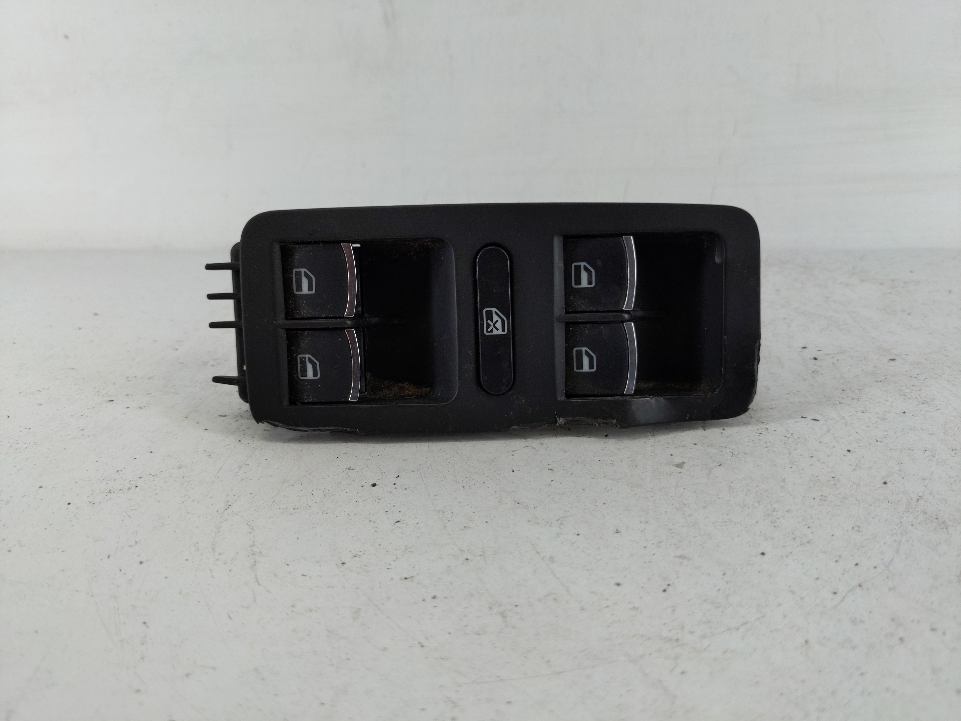 Picture of 2006-2020 Volkswagen Passat Driver Left Door Master Power Window Switch 1152486