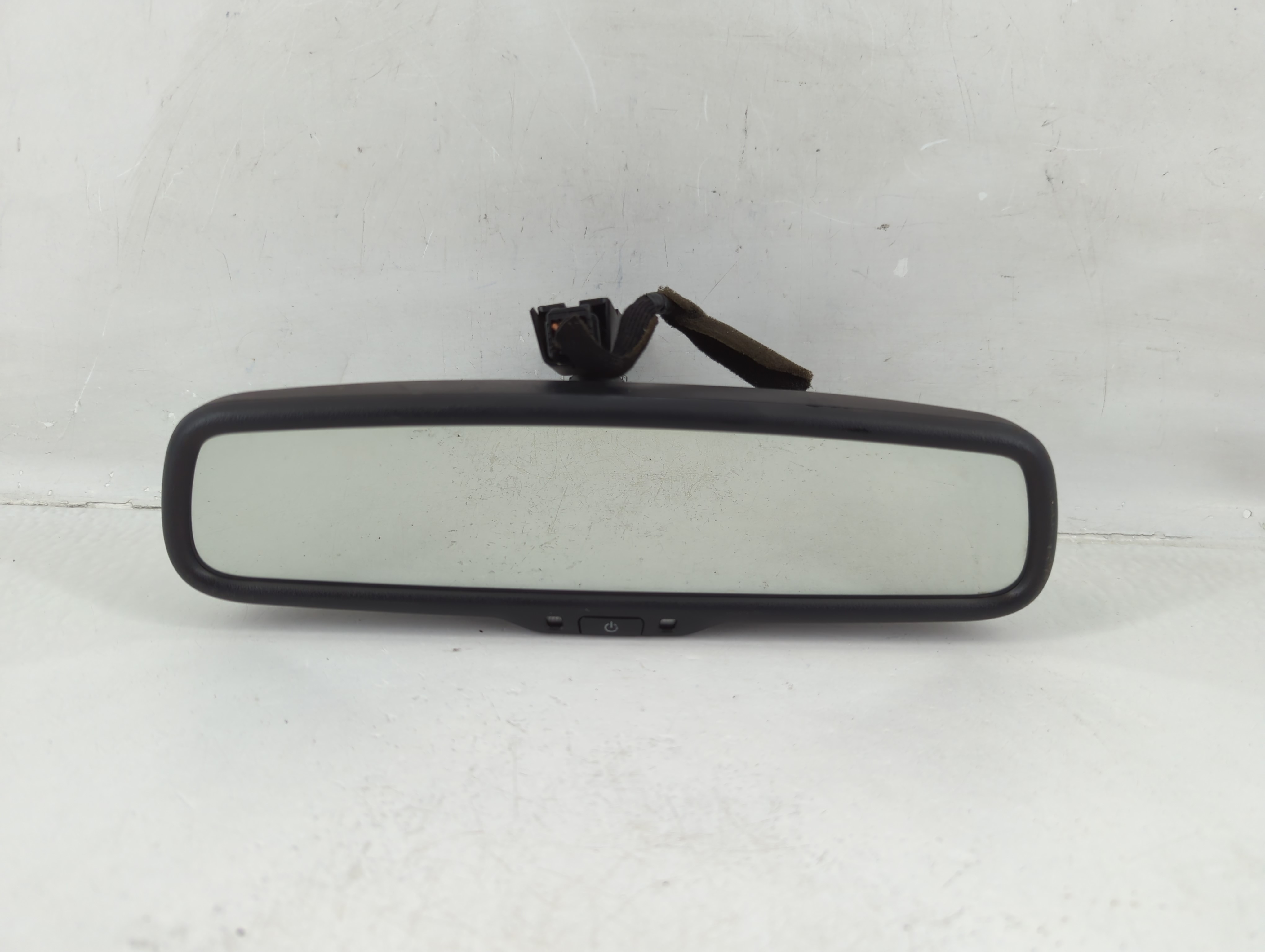 2011-2020 Kia Sorento Interior Rear View Mirror Oem 1152517 - Oemusedautoparts1.com