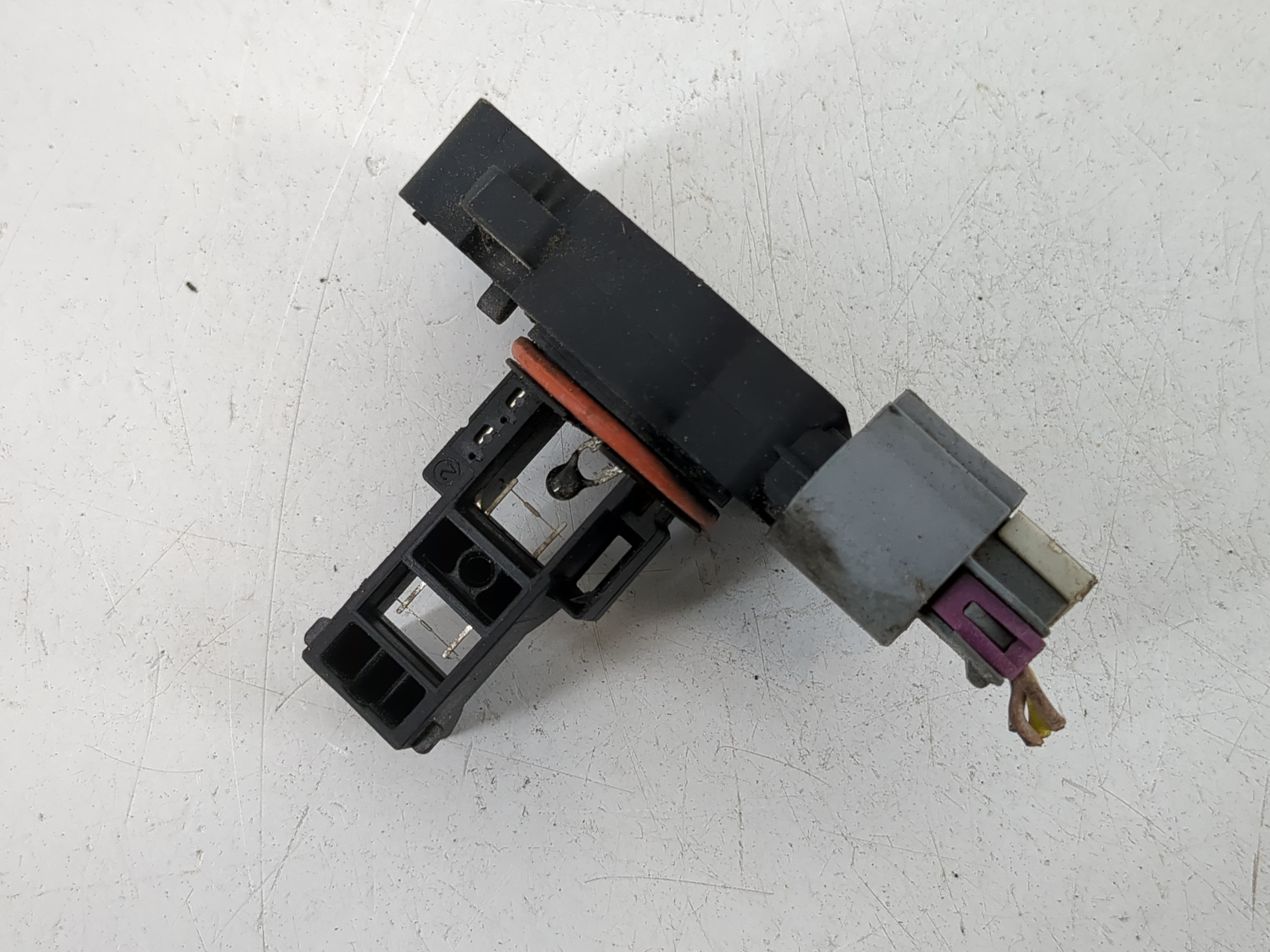 2009-2013 Gmc Sierra 1500 Mass Air Flow Meter Maf 1152531 - Oemusedautoparts1.com