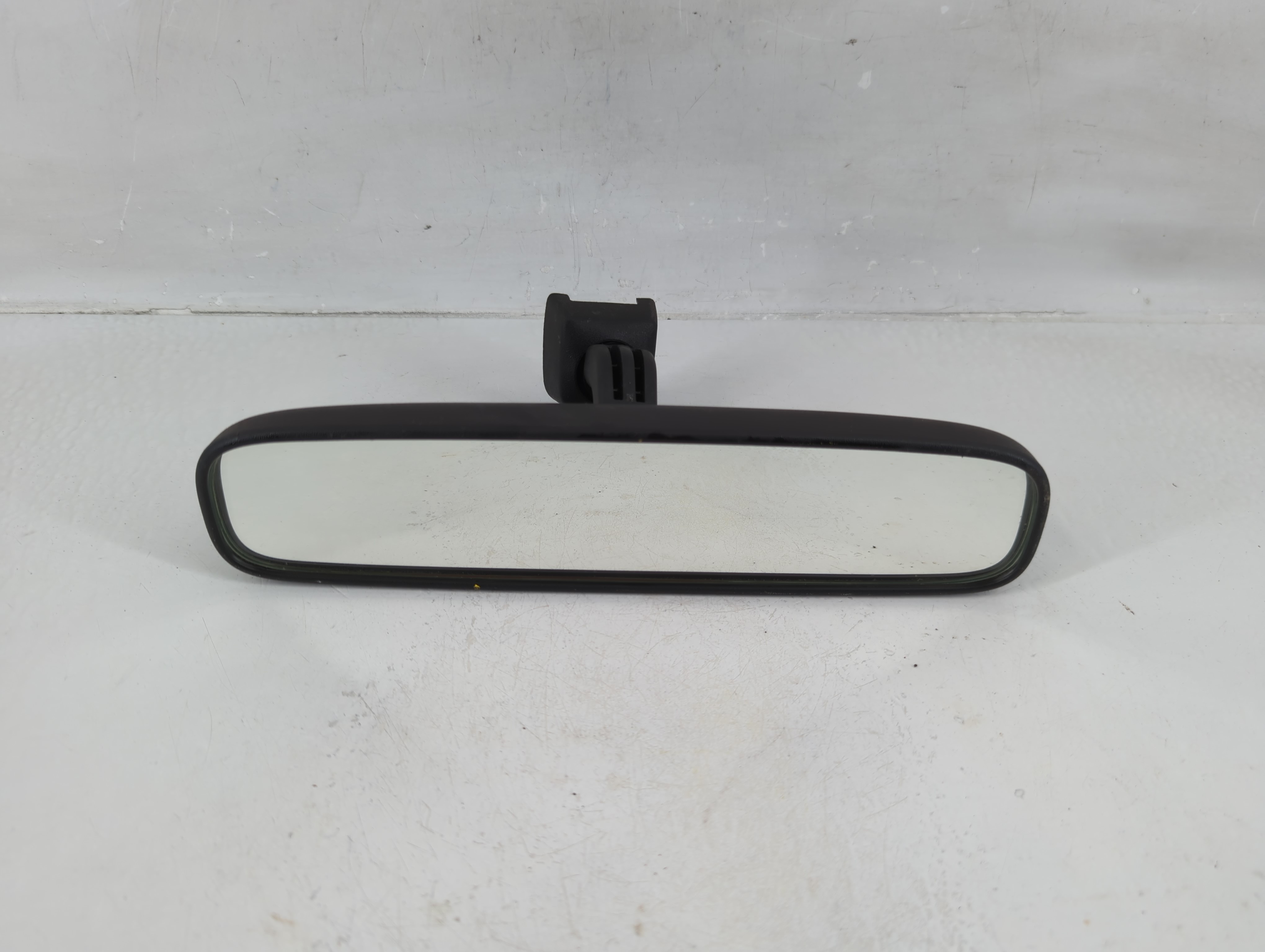 2001-2010 Toyota Highlander Interior Rear View Mirror Oem 1152602 - Oemusedautoparts1.com
