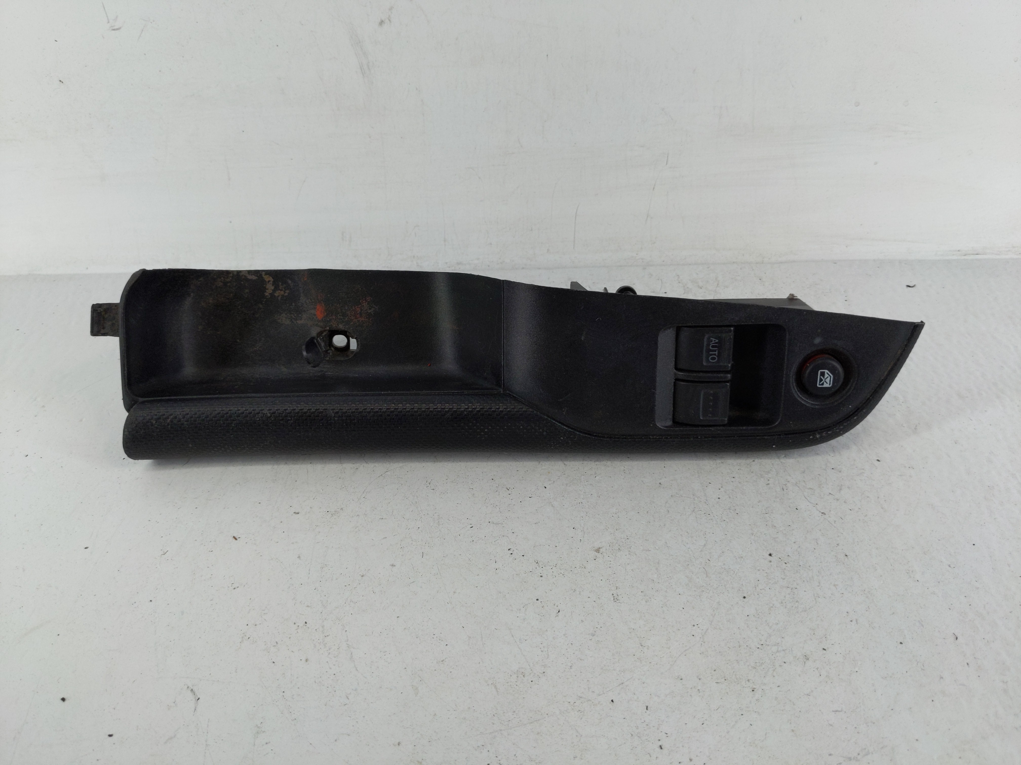 2001-2005 Honda Civic Driver Left Door Master Power Window Switch 1152625 - Oemusedautoparts1.com