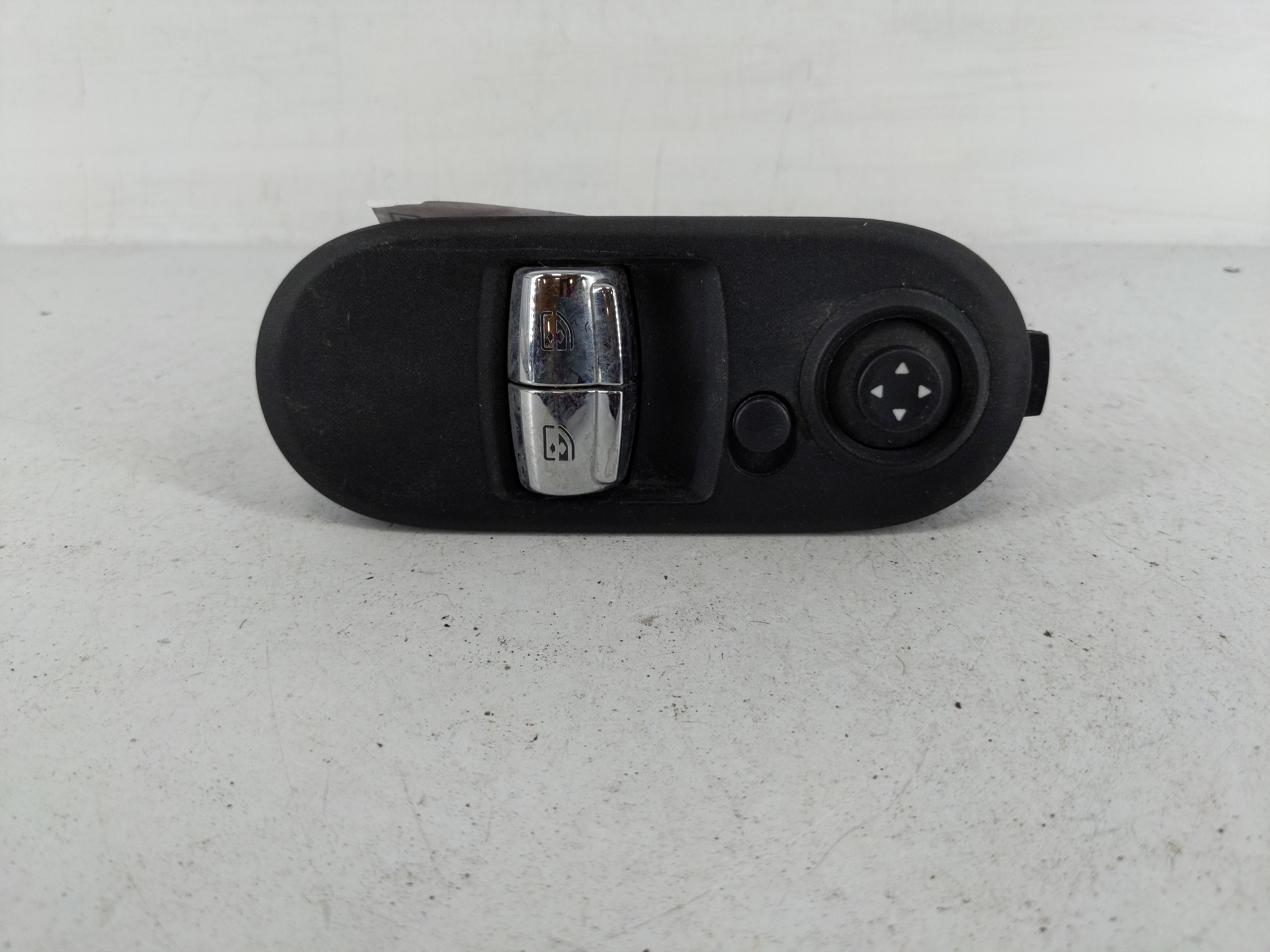 2020 Mini Cooper Driver Left Door Master Power Window Switch 9354852-01 1152630 - Oemusedautoparts1.com