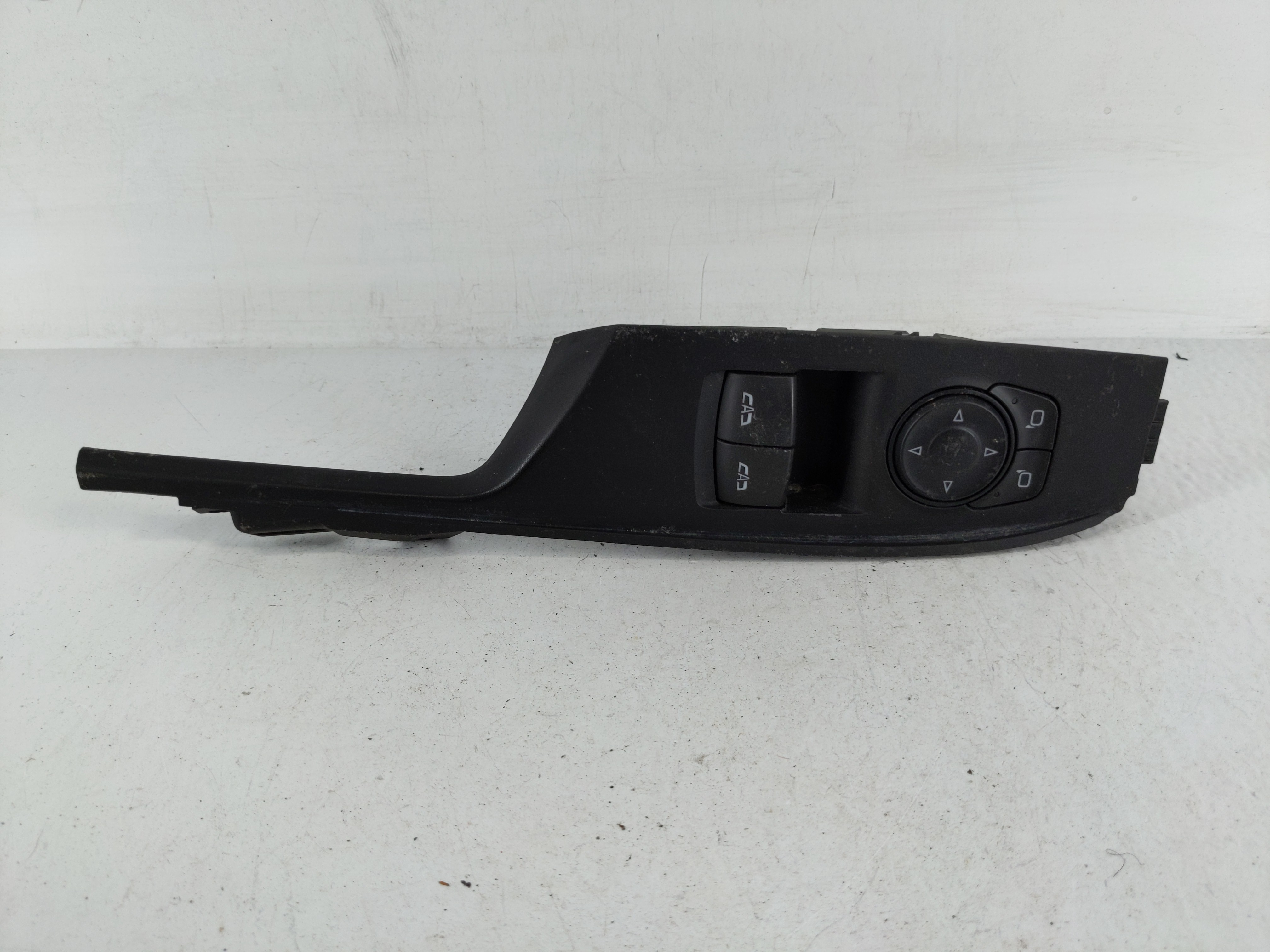 2016-2021 Chevrolet Camaro Driver Left Door Master Power Window Switch 1152636 - Oemusedautoparts1.com