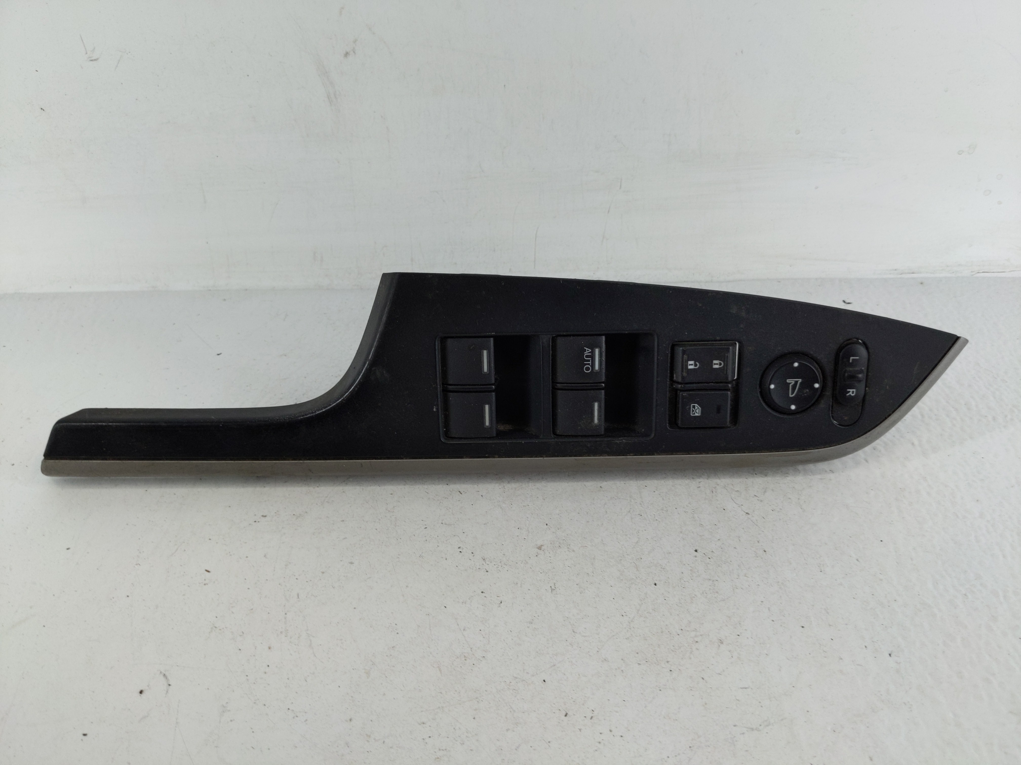 2014-2016 Honda Cr-v Driver Left Door Master Power Window Switch 1152637 - Oemusedautoparts1.com