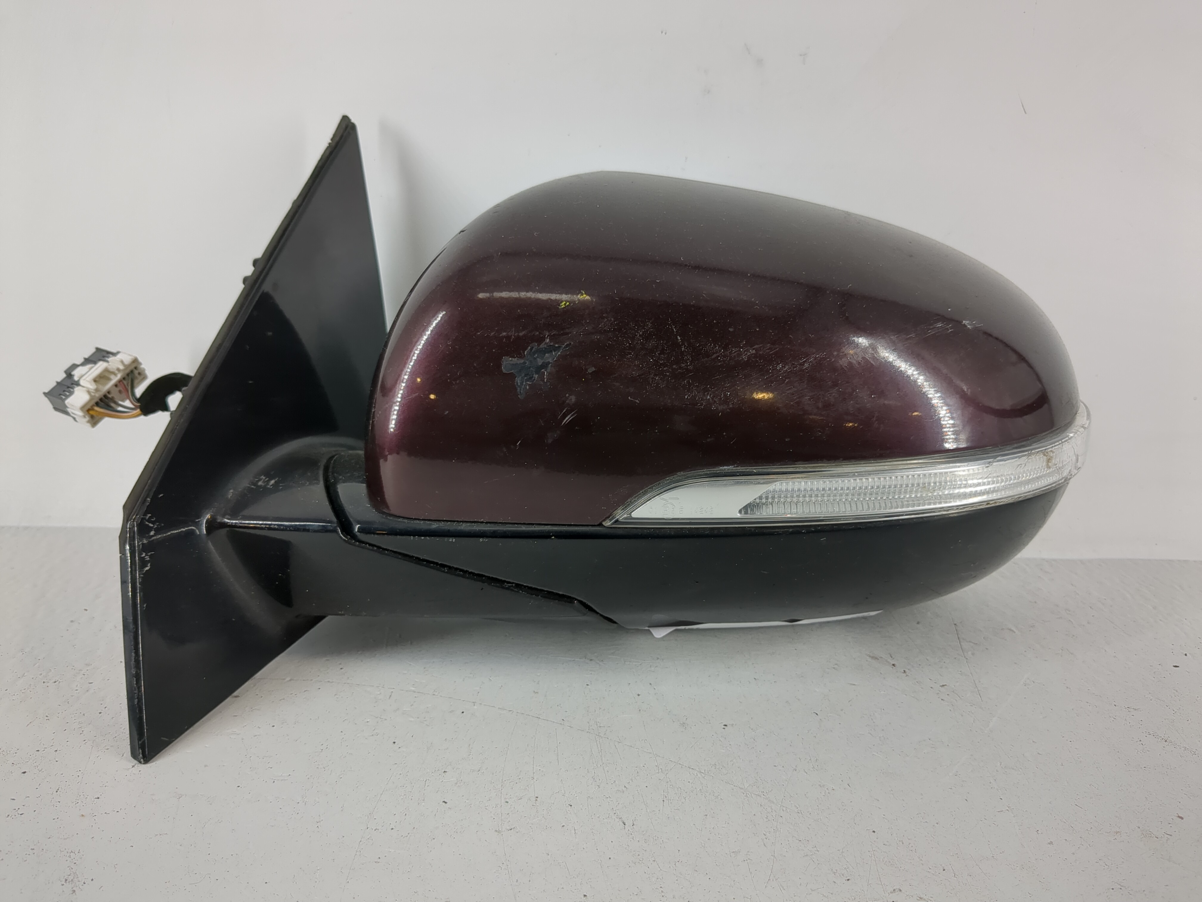 2019 Kia Sorento Driver Left Side View Power Door Mirror Red 1152669 - Oemusedautoparts1.com