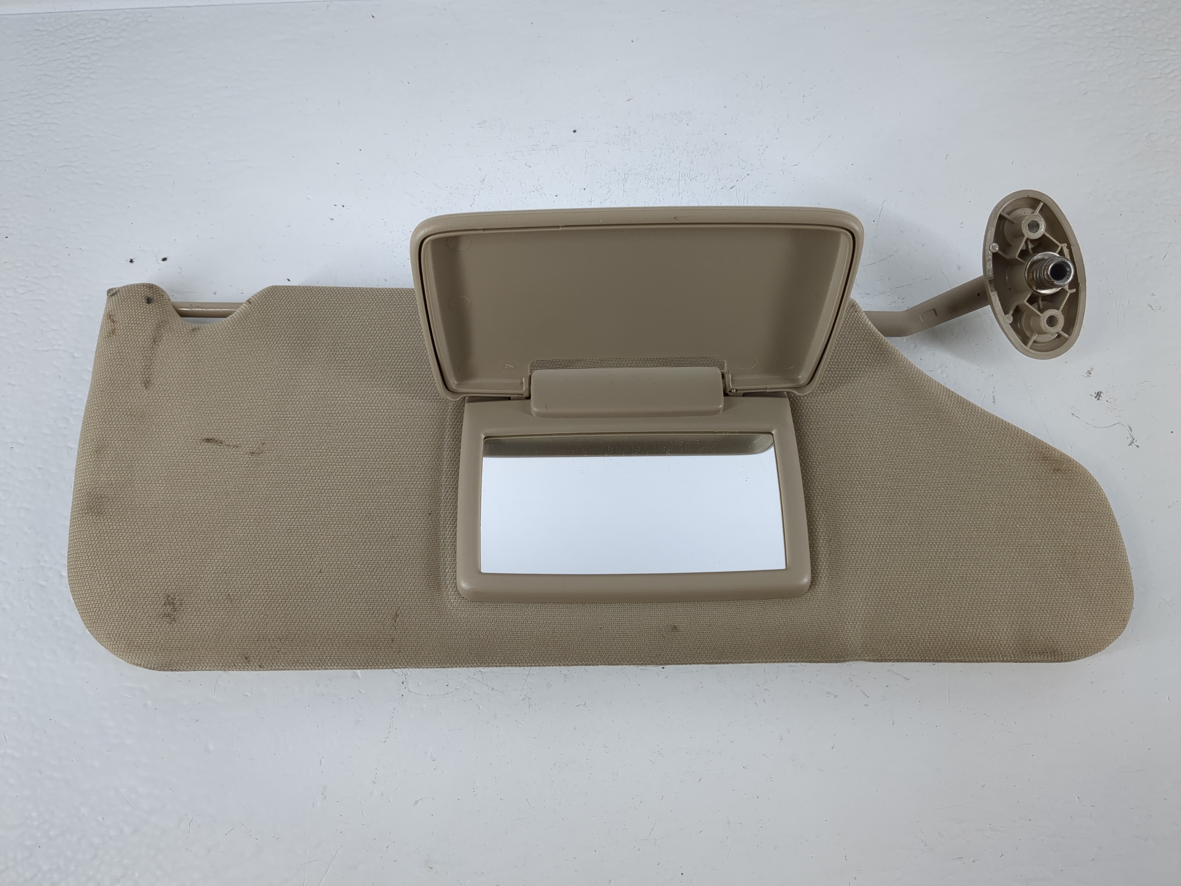 2011-2014 Dodge Avenger Passenger Sun Visor Mirror Right Sunvisor Tan 1152696 - Oemusedautoparts1.com