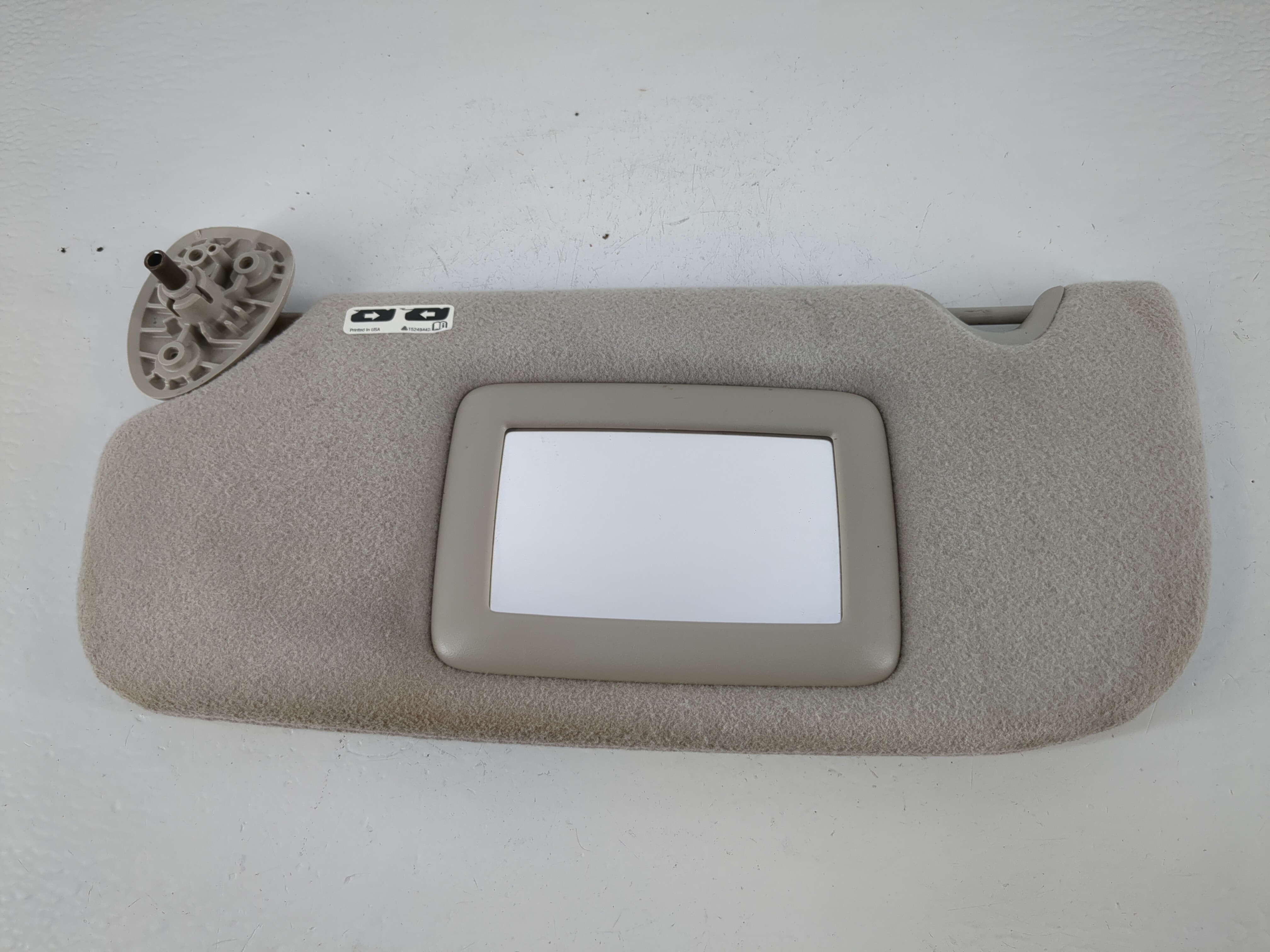 2006-2016 Chevrolet Impala Driver Sun Visor Mirror Left Sunvisor Gray 1152699 - Oemusedautoparts1.com